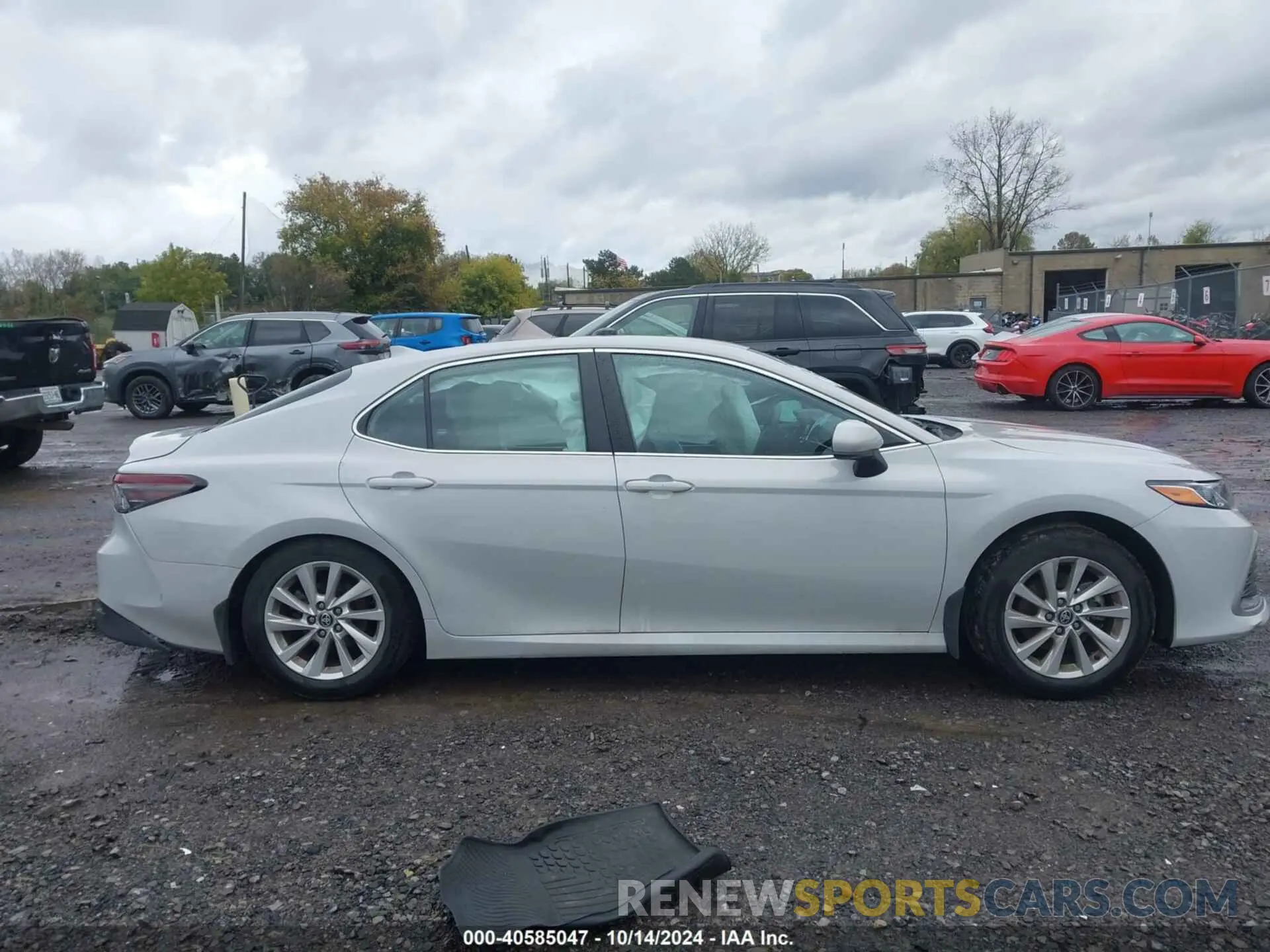 13 fotografías del automóvil dañado 4T1C11AKXRU204273 TOYOTA CAMRY 2024