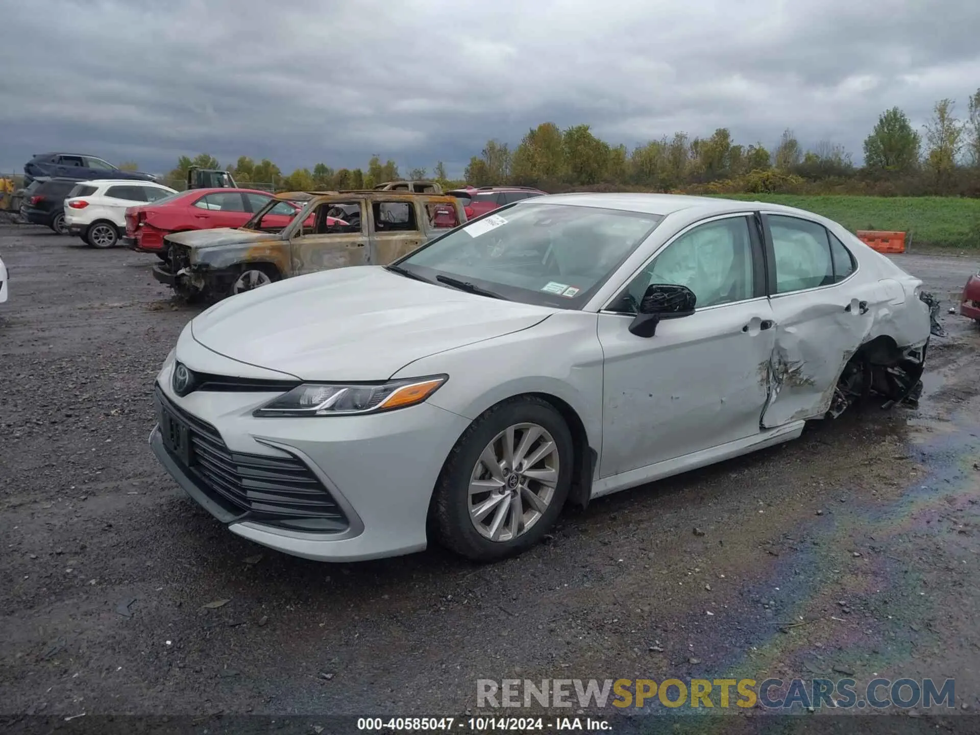 2 fotografías del automóvil dañado 4T1C11AKXRU204273 TOYOTA CAMRY 2024
