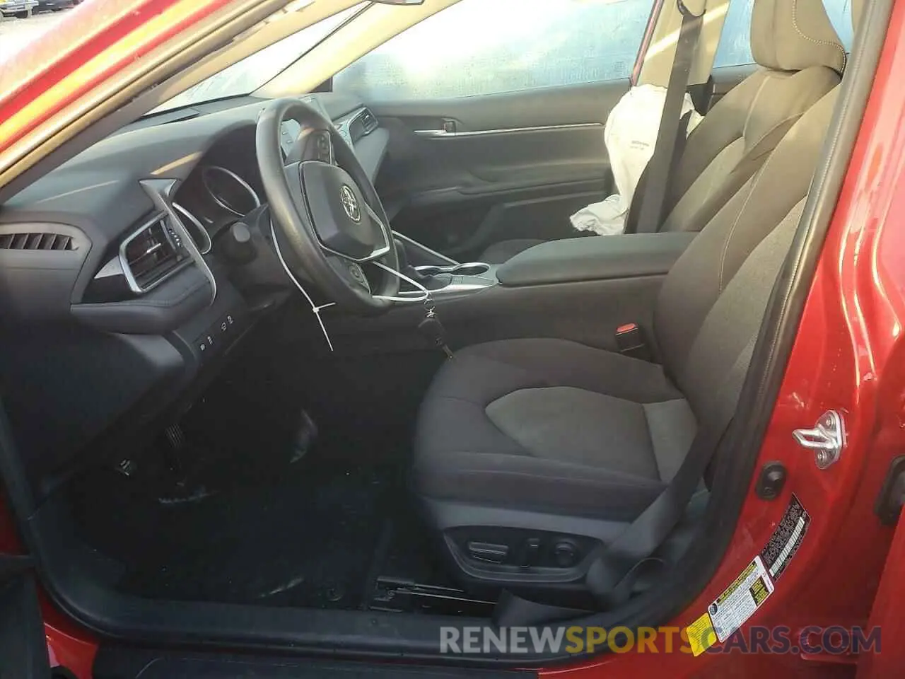 7 fotografías del automóvil dañado 4T1C11AKXRU211515 TOYOTA CAMRY 2024