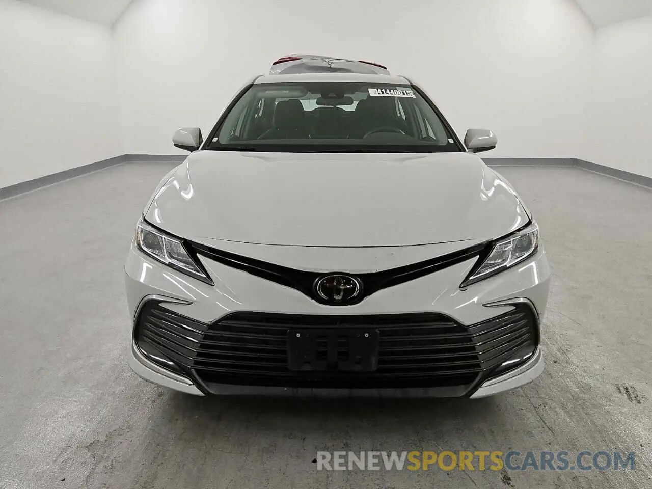 5 fotografías del automóvil dañado 4T1C11AKXRU231926 TOYOTA CAMRY 2024