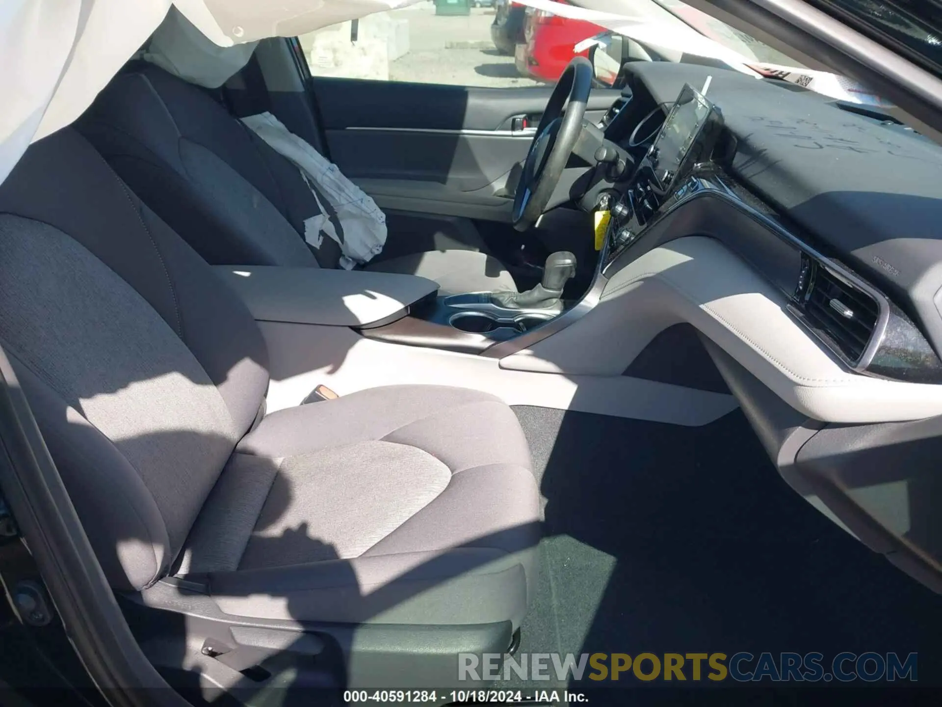 5 fotografías del automóvil dañado 4T1C11AKXRU236852 TOYOTA CAMRY 2024