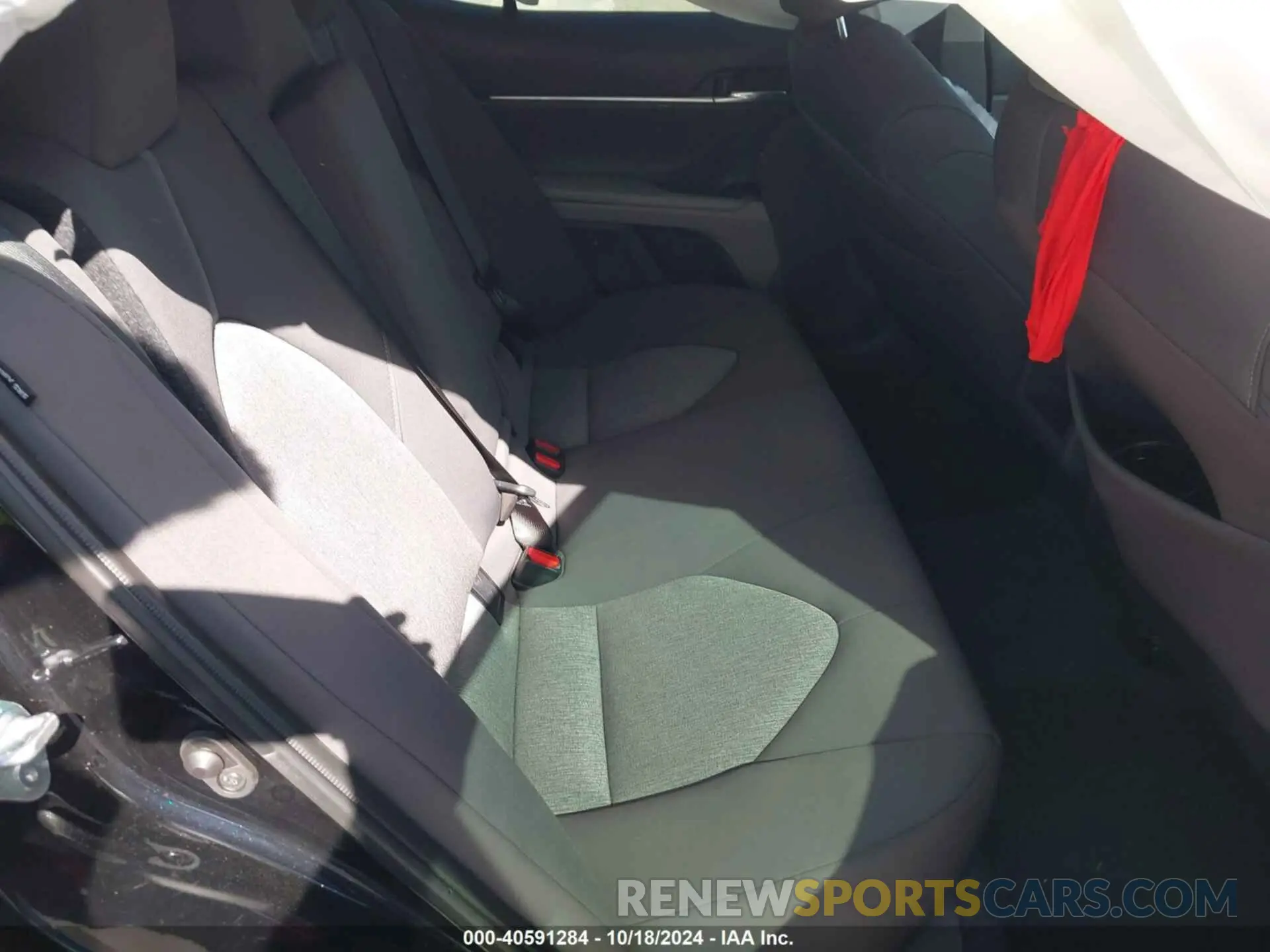 8 fotografías del automóvil dañado 4T1C11AKXRU236852 TOYOTA CAMRY 2024