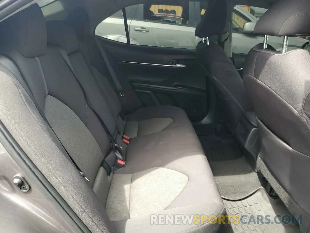 10 fotografías del automóvil dañado 4T1C11AKXRU265638 TOYOTA CAMRY 2024