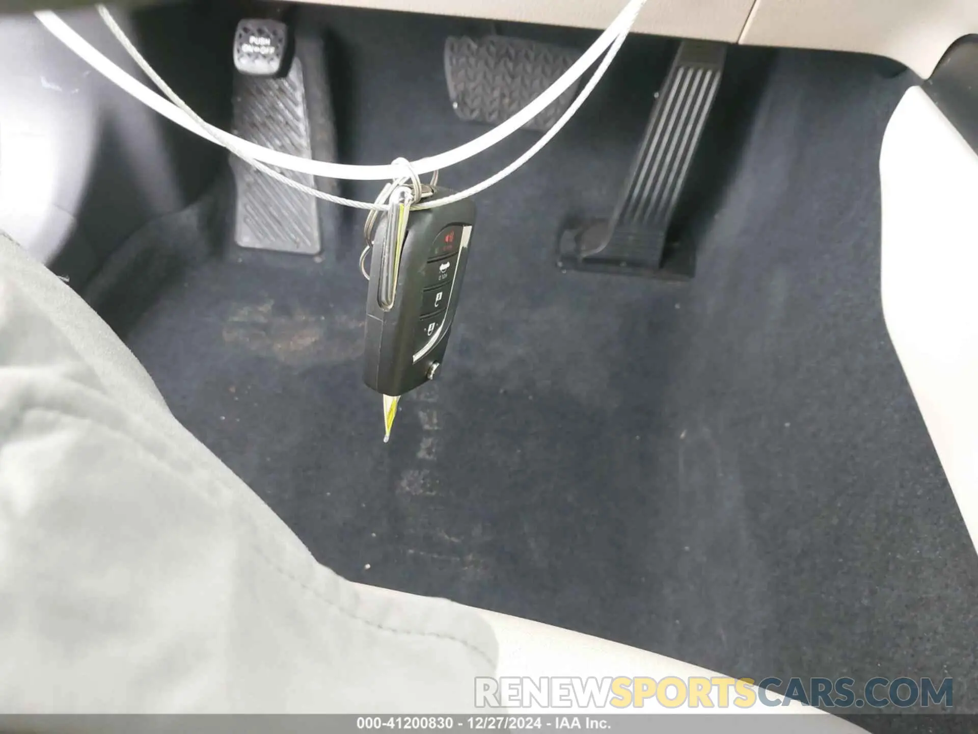 11 fotografías del automóvil dañado 4T1C11AKXRU880223 TOYOTA CAMRY 2024