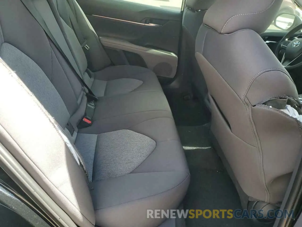 10 fotografías del automóvil dañado 4T1C11AKXRU904746 TOYOTA CAMRY 2024
