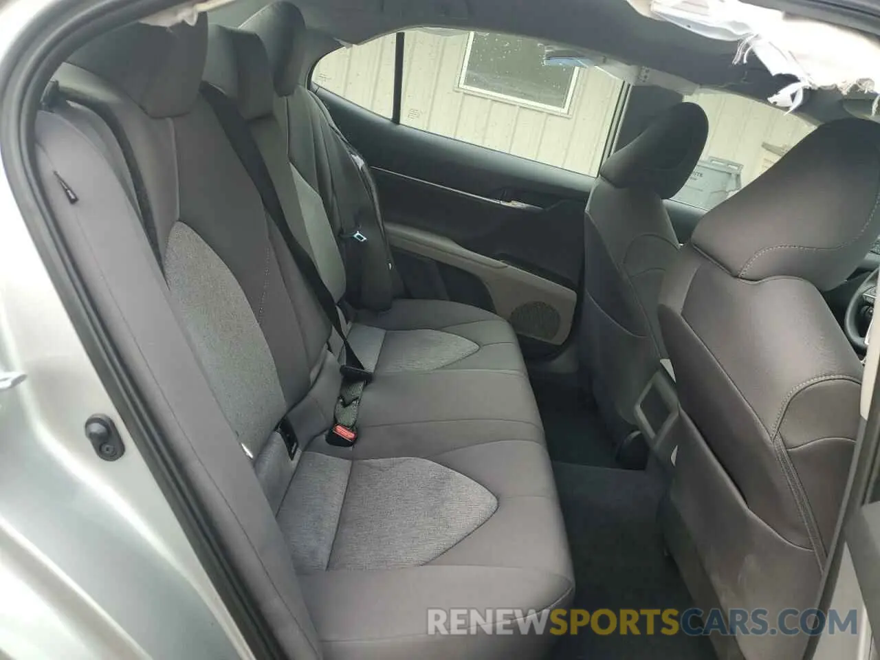10 fotografías del automóvil dañado 4T1C11BK2RU128272 TOYOTA CAMRY 2024