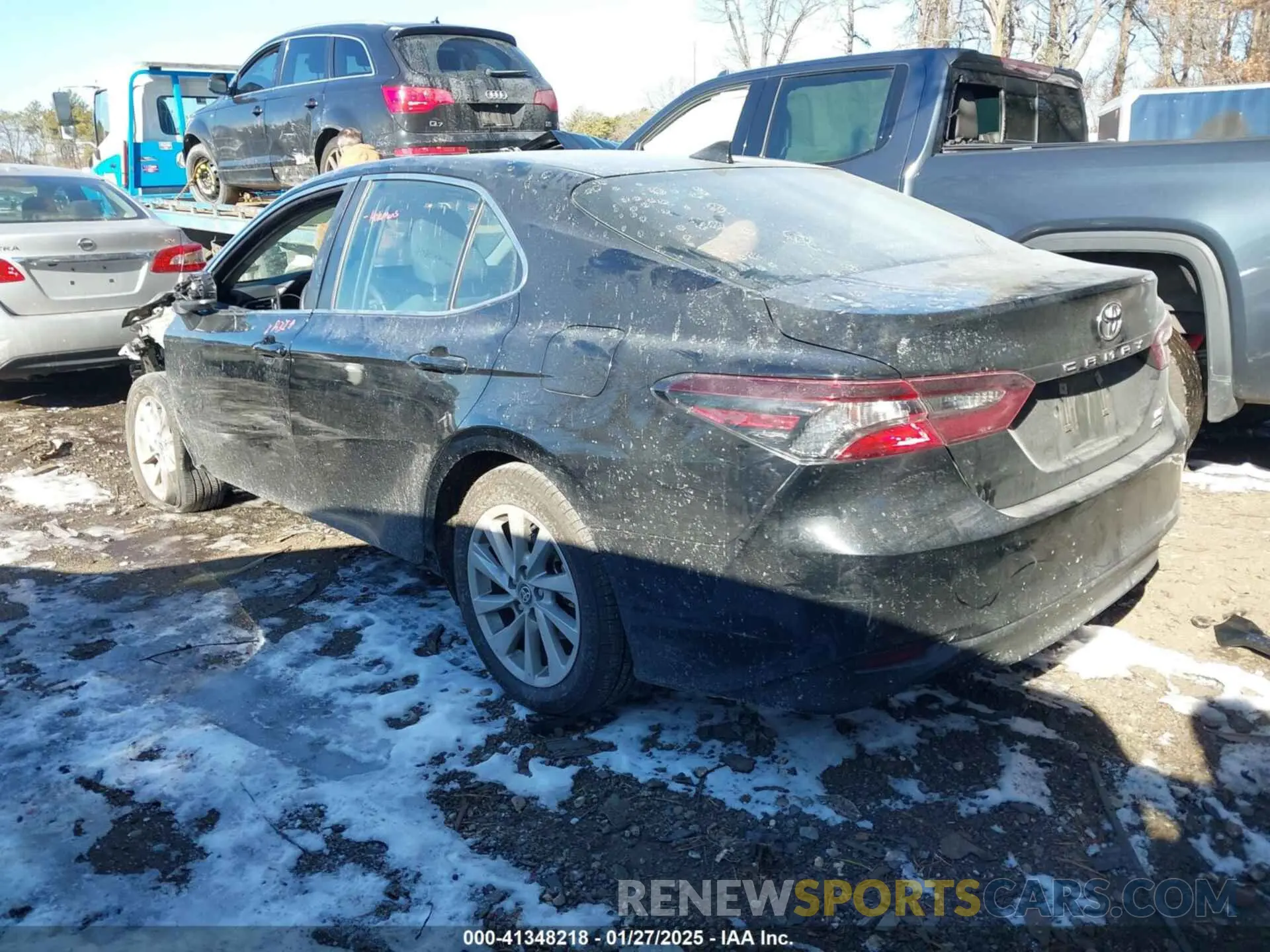 14 fotografías del automóvil dañado 4T1C11BK4RU123574 TOYOTA CAMRY 2024