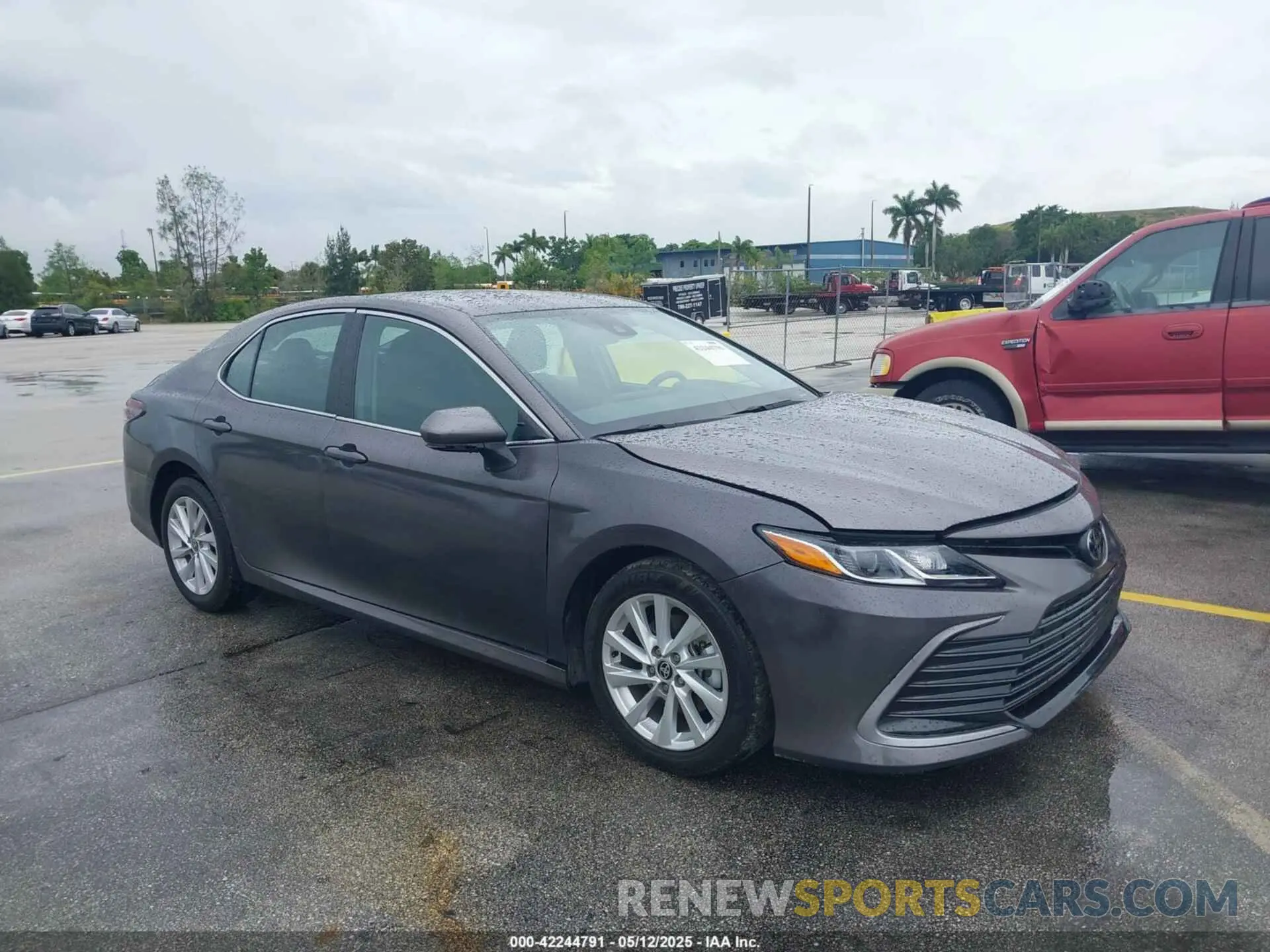 1 fotografías del automóvil dañado 4T1C11BK4RU129276 TOYOTA CAMRY 2024