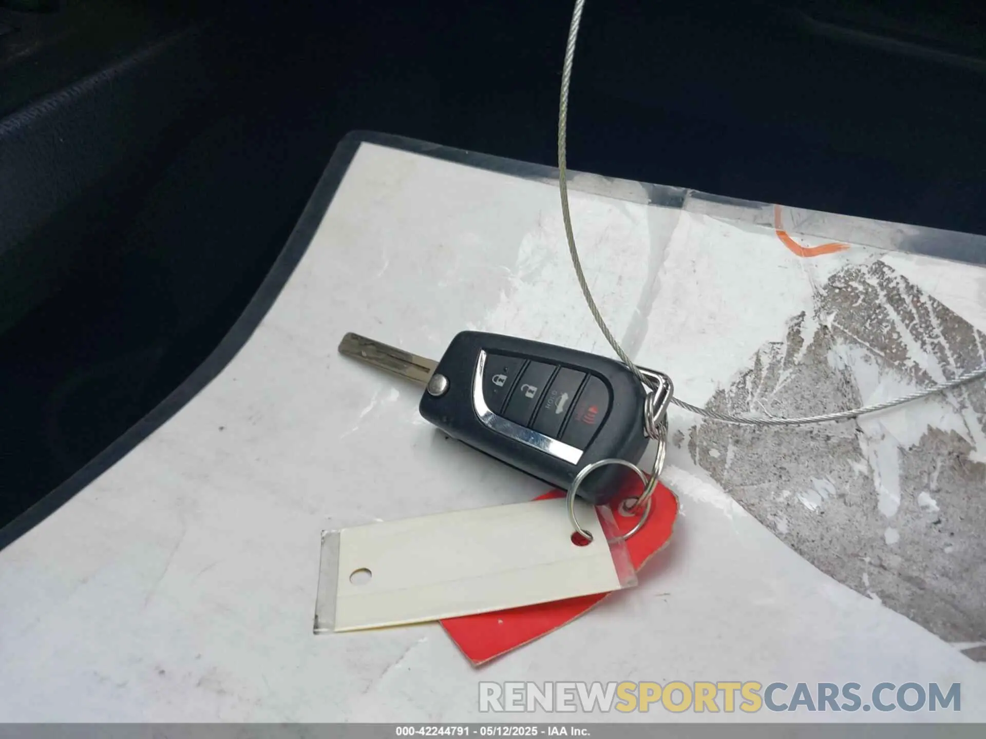 11 fotografías del automóvil dañado 4T1C11BK4RU129276 TOYOTA CAMRY 2024