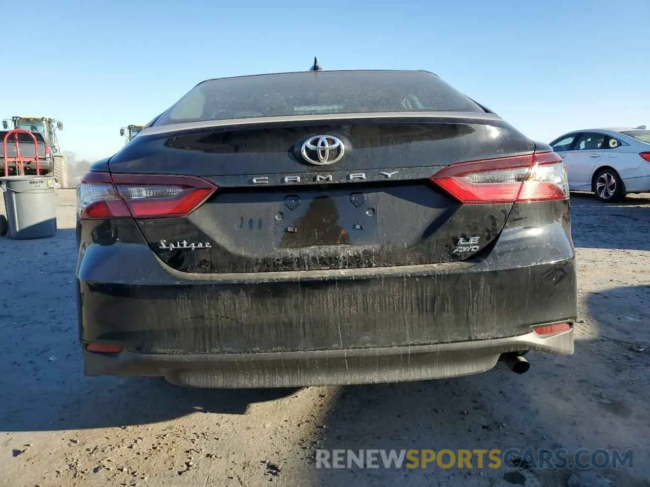 6 fotografías del automóvil dañado 4T1C11BKXRU130500 TOYOTA CAMRY 2024