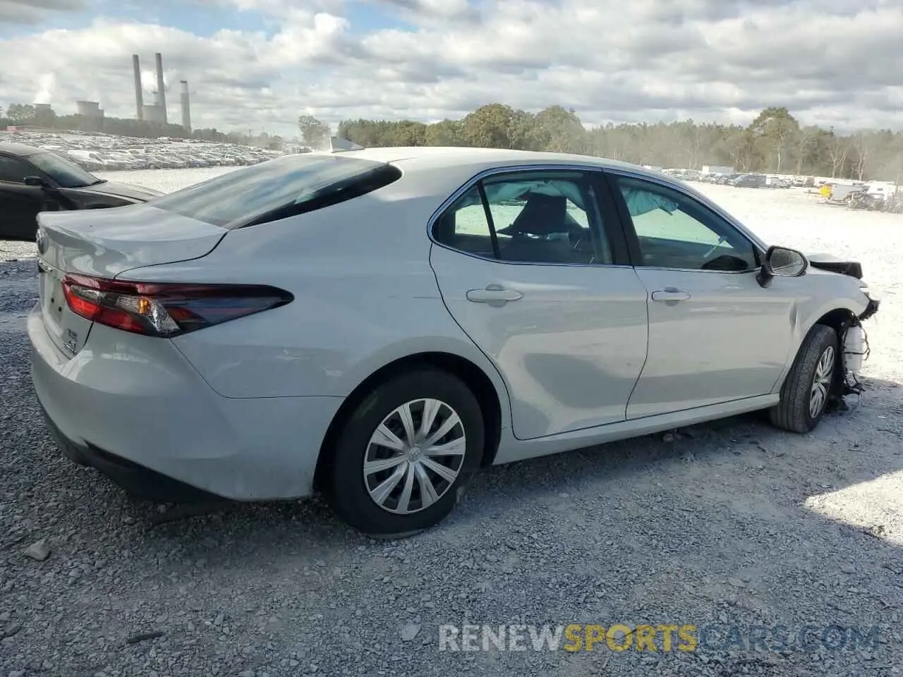 3 fotografías del automóvil dañado 4T1C31AK0RU062039 TOYOTA CAMRY 2024