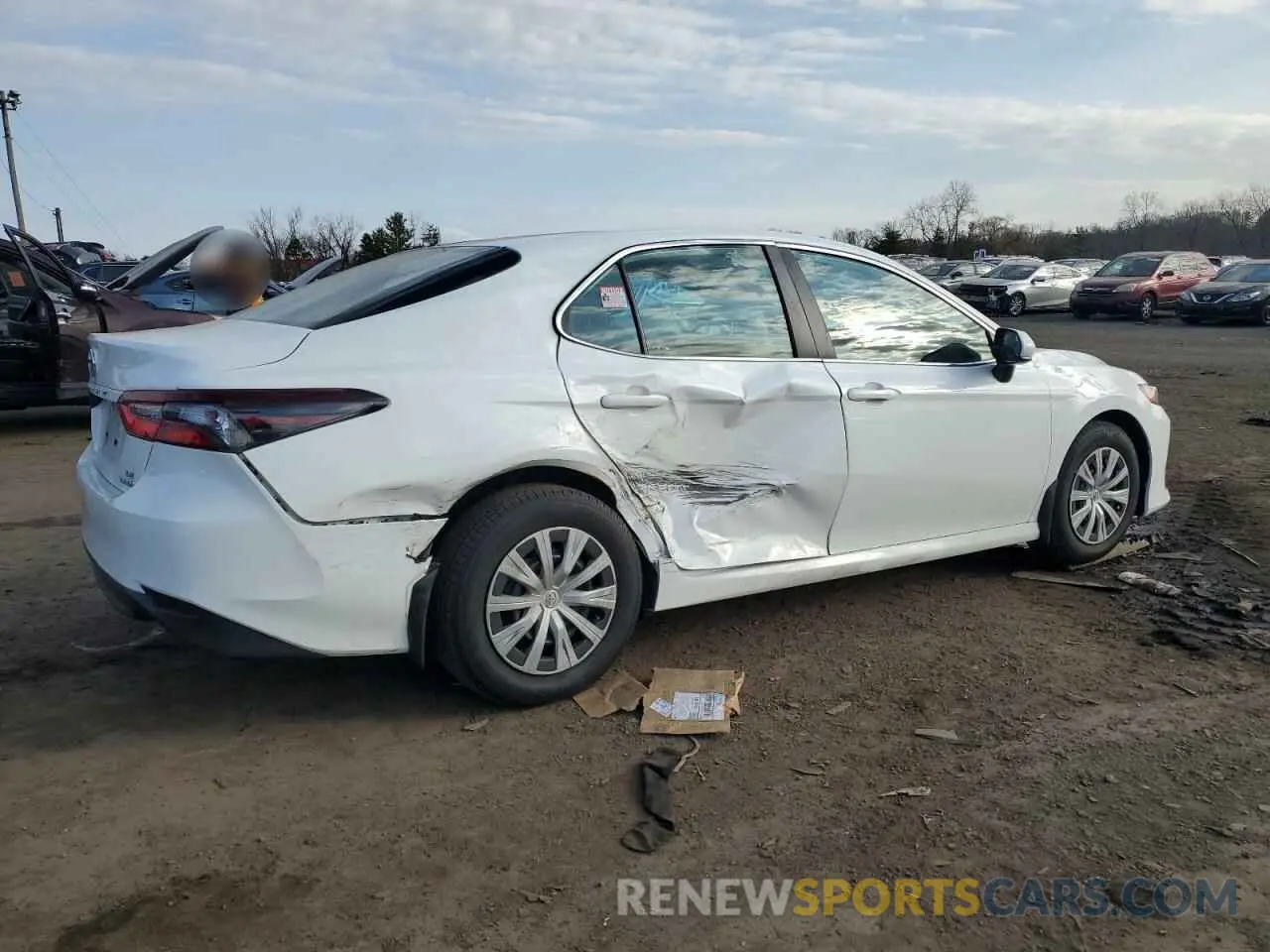 3 fotografías del automóvil dañado 4T1C31AK0RU062686 TOYOTA CAMRY 2024