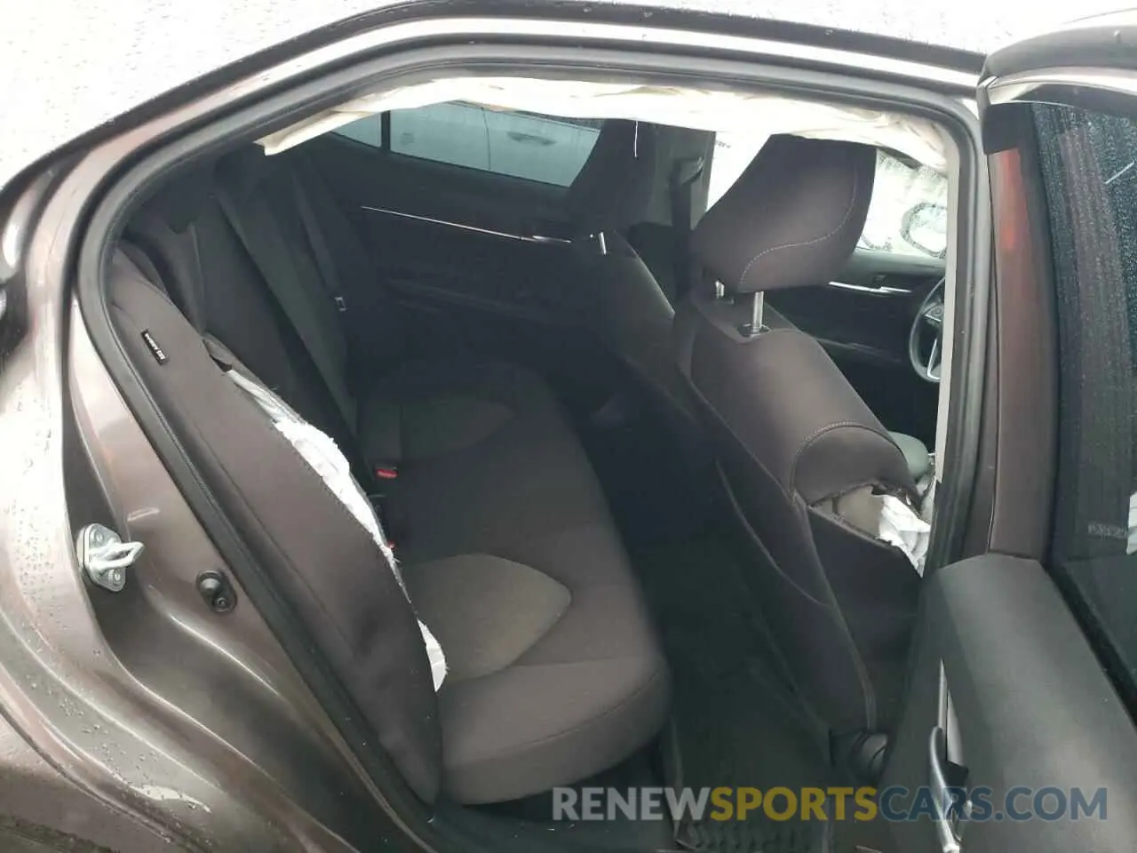 10 fotografías del automóvil dañado 4T1C31AK1RU069873 TOYOTA CAMRY 2024
