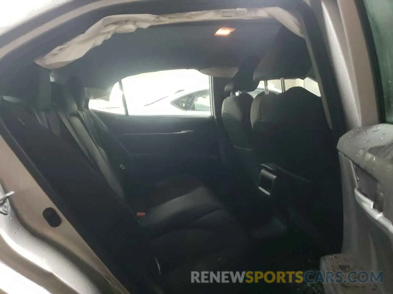 10 fotografías del automóvil dañado 4T1C31AK5RU066992 TOYOTA CAMRY 2024