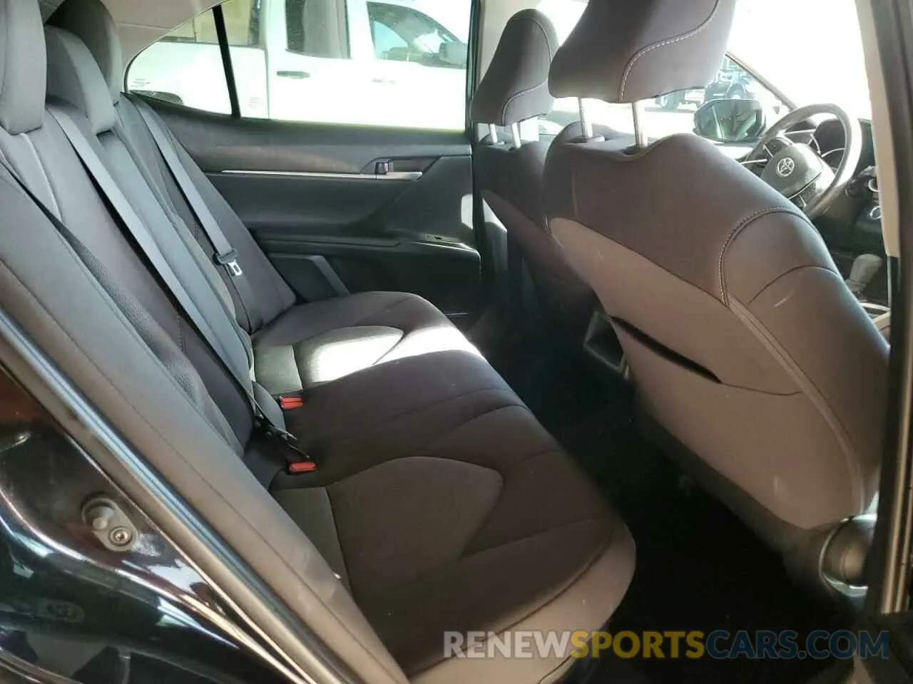 10 fotografías del automóvil dañado 4T1C31AKXRU625386 TOYOTA CAMRY 2024