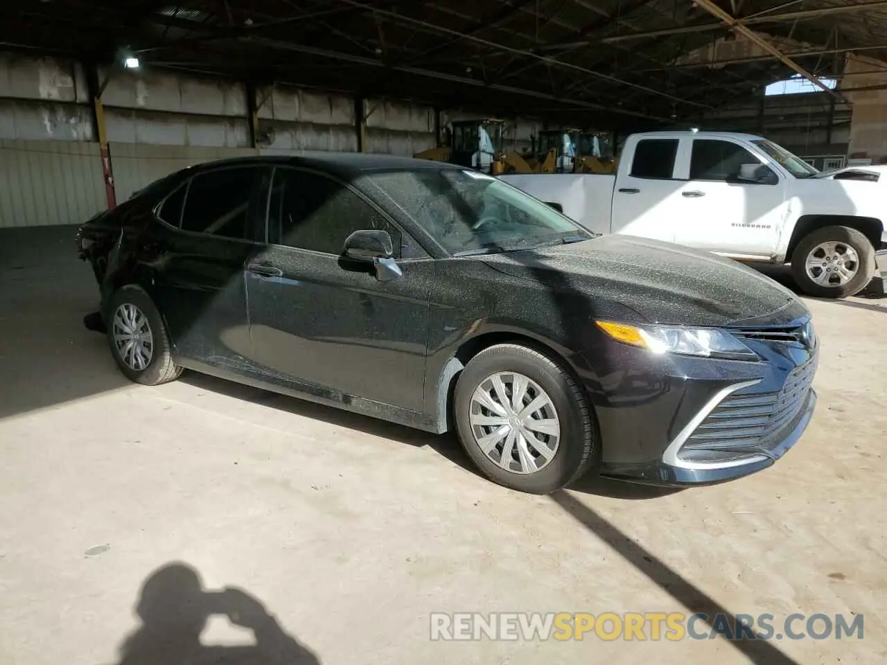4 fotografías del automóvil dañado 4T1C31AKXRU625386 TOYOTA CAMRY 2024