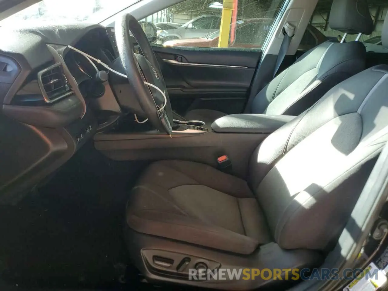 7 fotografías del automóvil dañado 4T1C31AKXRU625386 TOYOTA CAMRY 2024