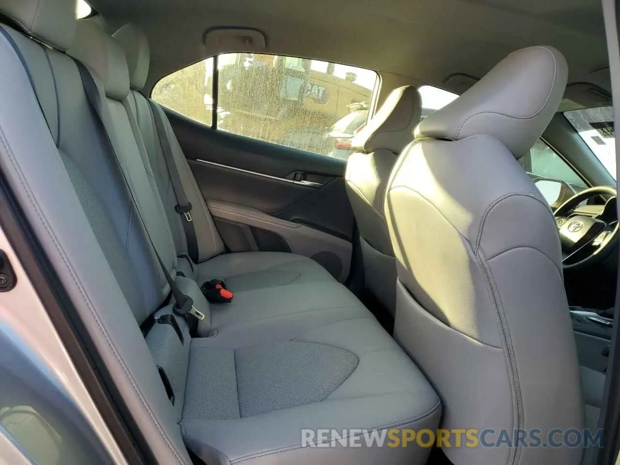 10 fotografías del automóvil dañado 4T1F11AK2RU893884 TOYOTA CAMRY 2024