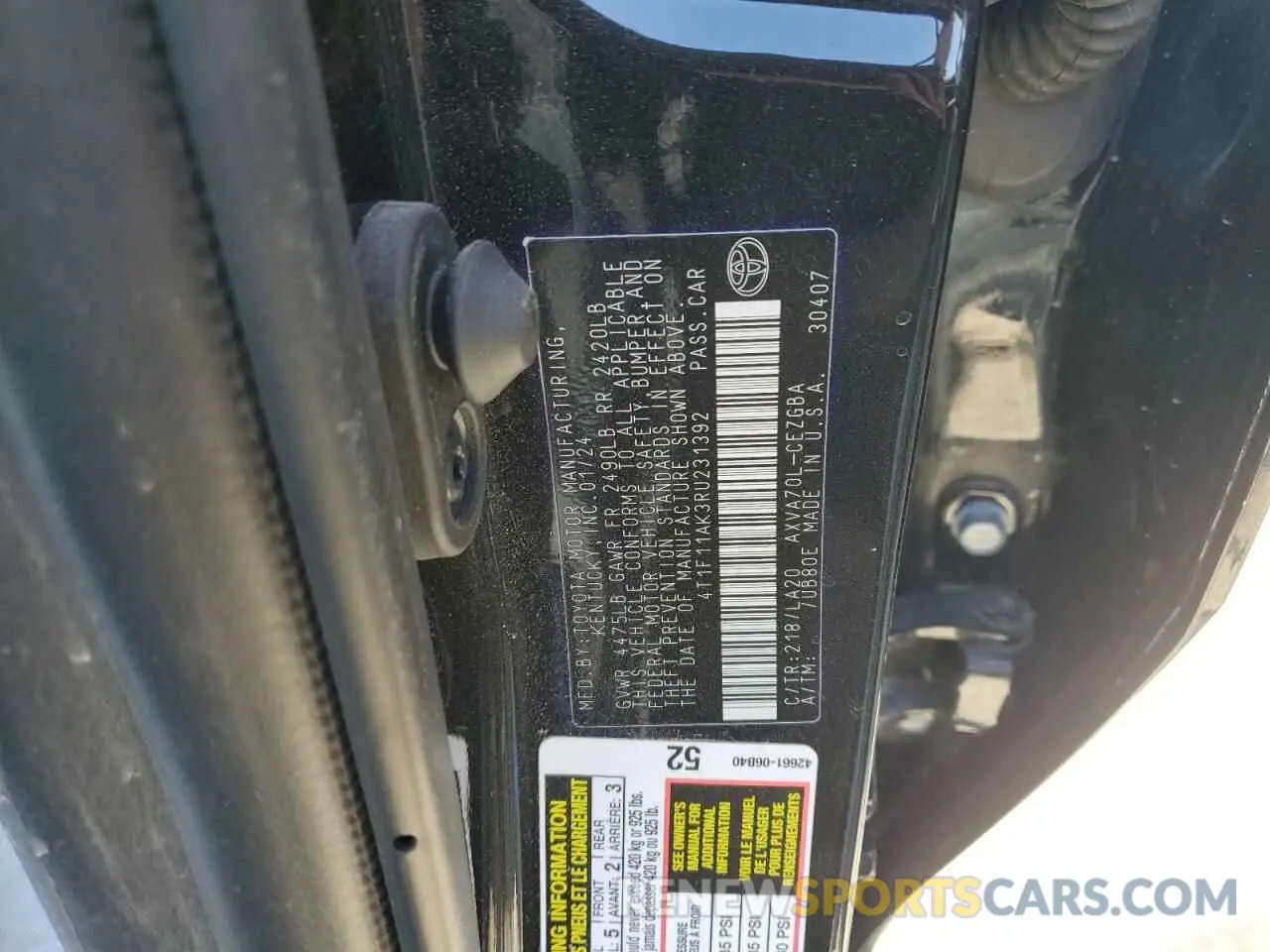 12 fotografías del automóvil dañado 4T1F11AK3RU231392 TOYOTA CAMRY 2024