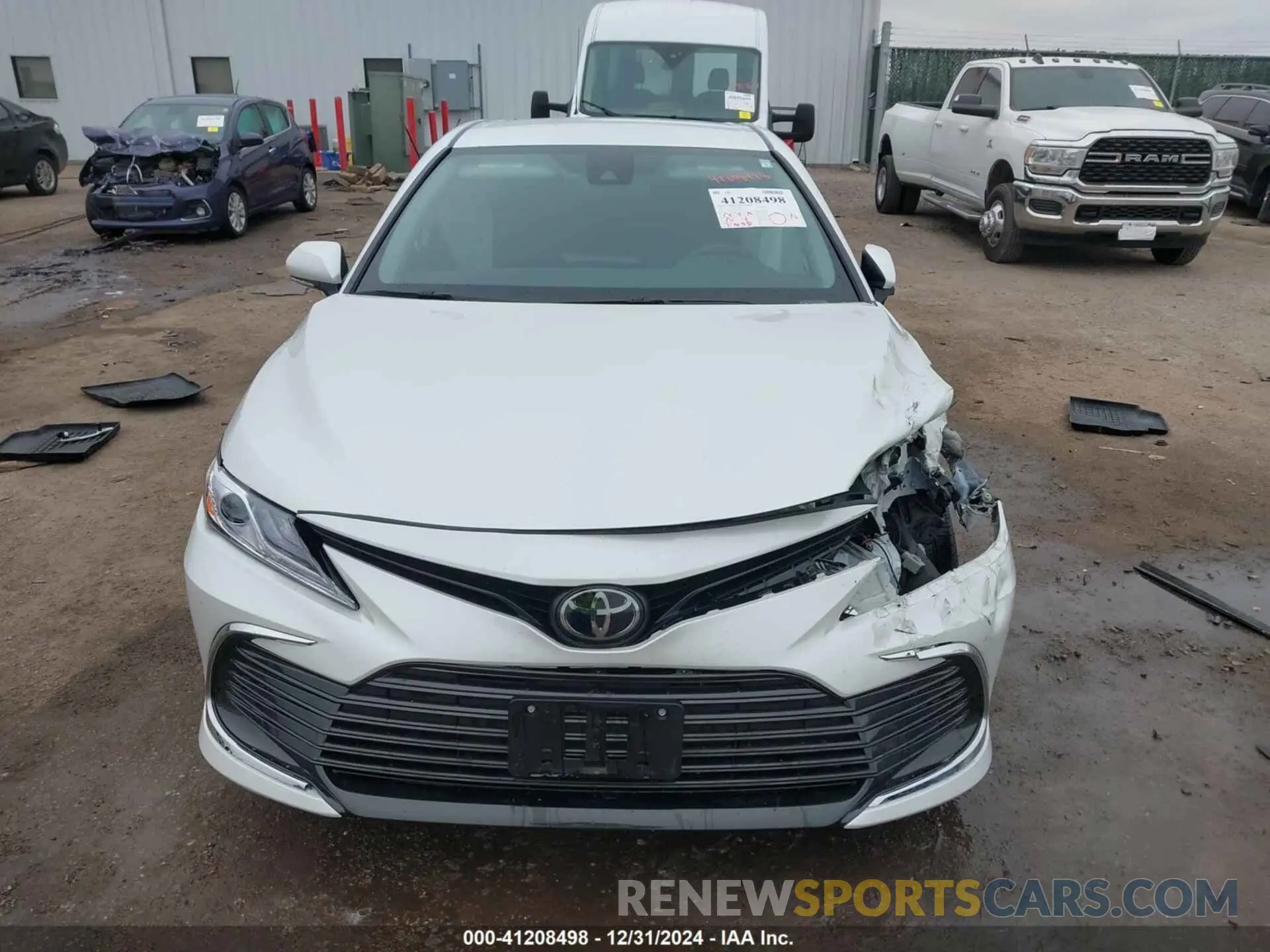 11 fotografías del automóvil dañado 4T1F11AK5RU846123 TOYOTA CAMRY 2024