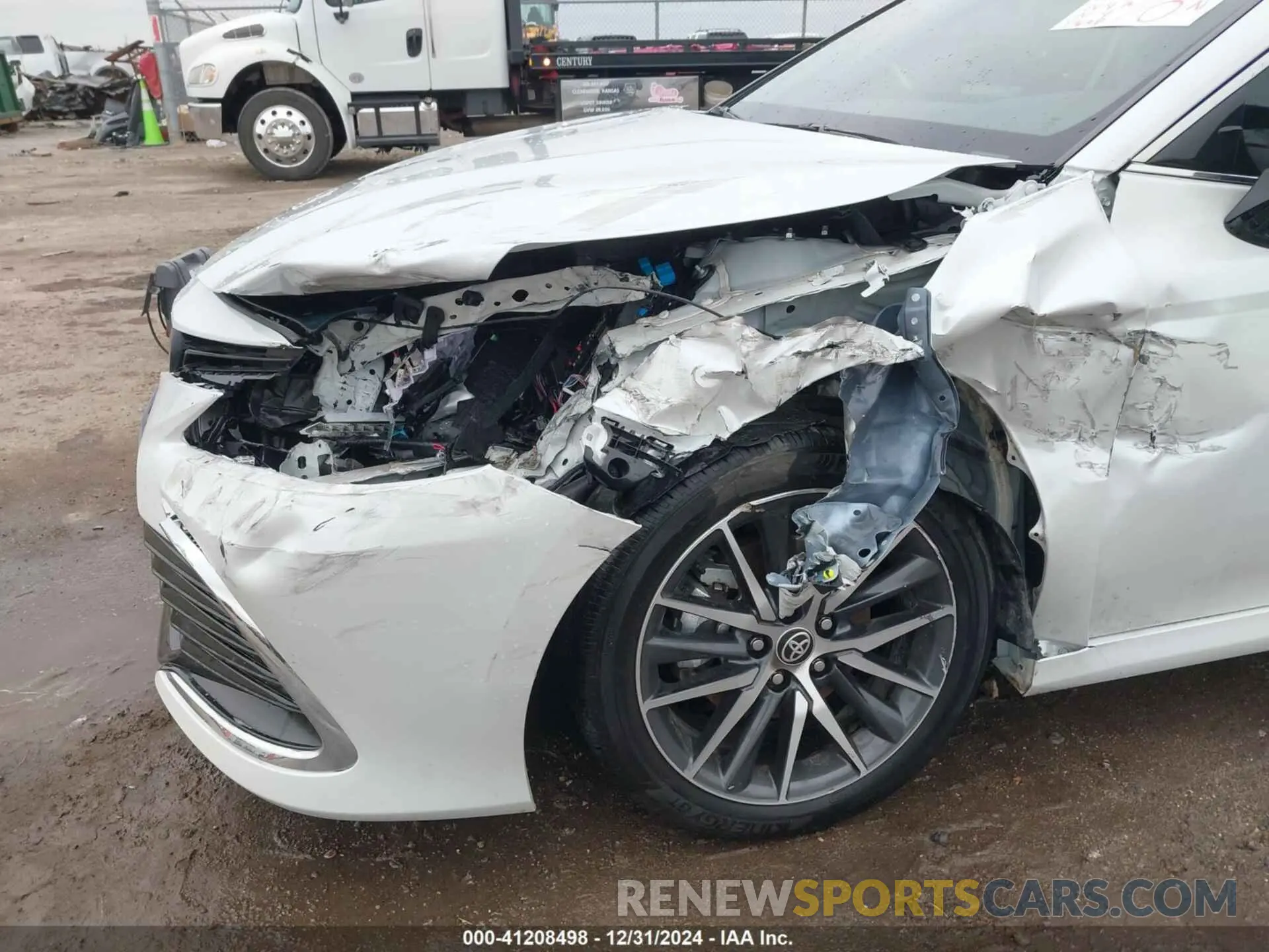 6 fotografías del automóvil dañado 4T1F11AK5RU846123 TOYOTA CAMRY 2024
