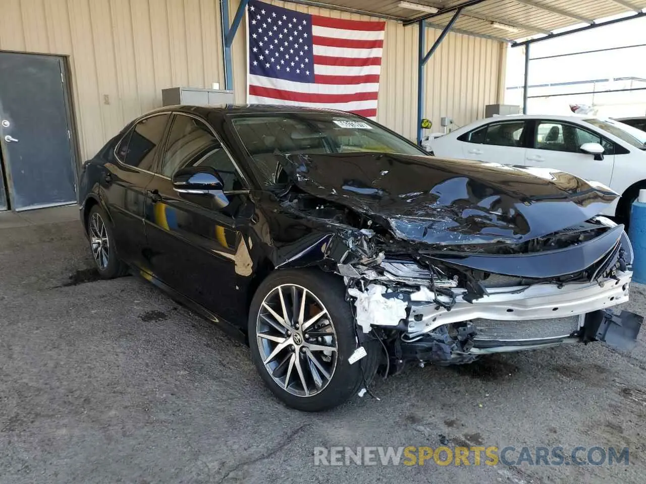 4 fotografías del automóvil dañado 4T1F11AK8RU891833 TOYOTA CAMRY 2024