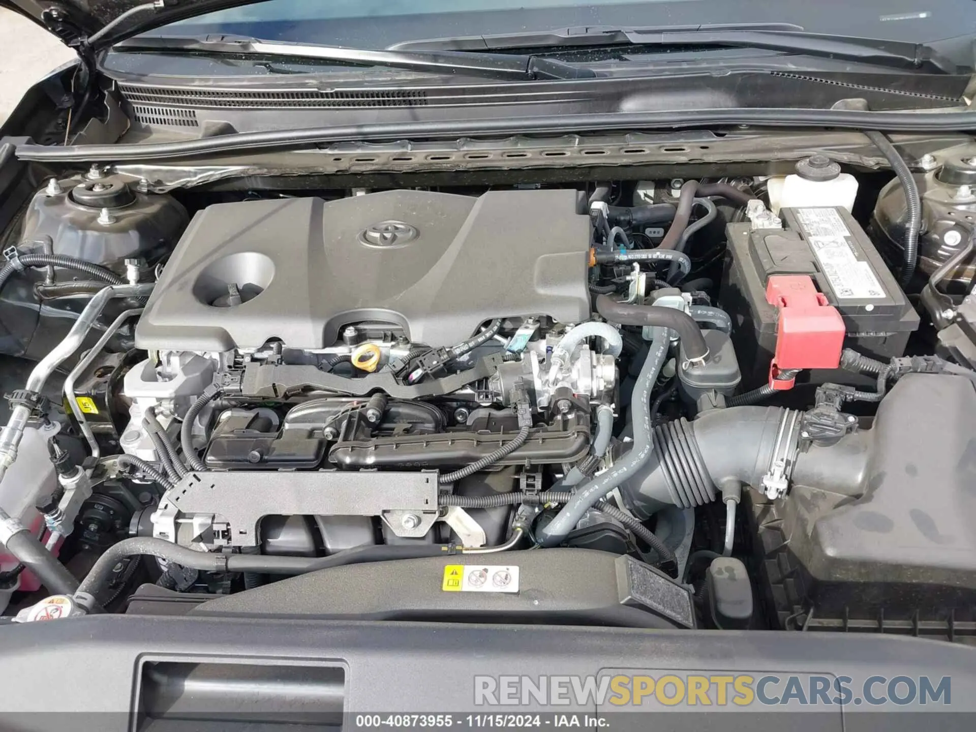 10 fotografías del automóvil dañado 4T1F11AK9RU856301 TOYOTA CAMRY 2024