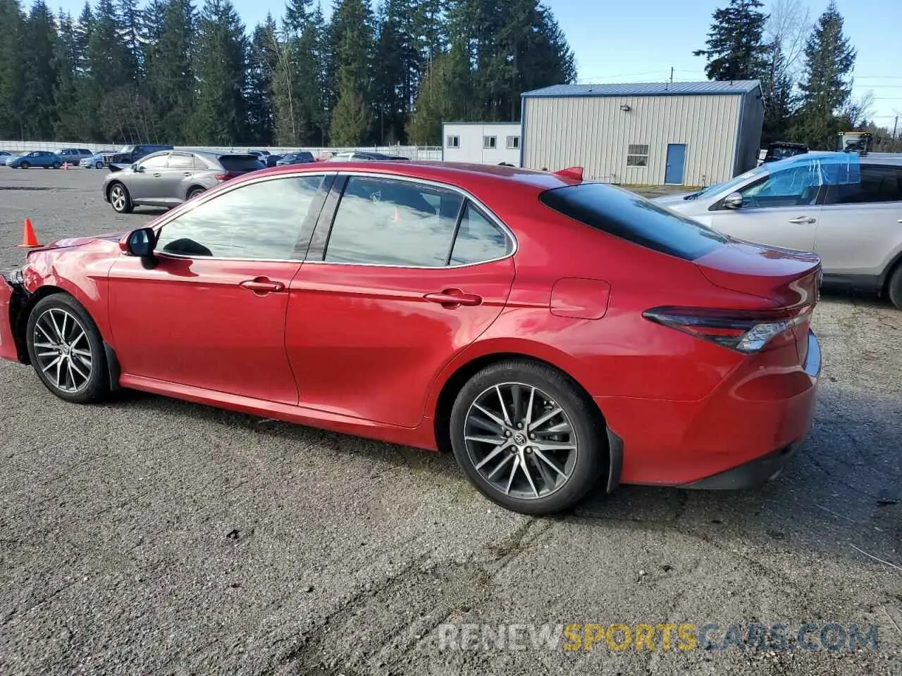 2 fotografías del automóvil dañado 4T1F31AK7RU065811 TOYOTA CAMRY 2024
