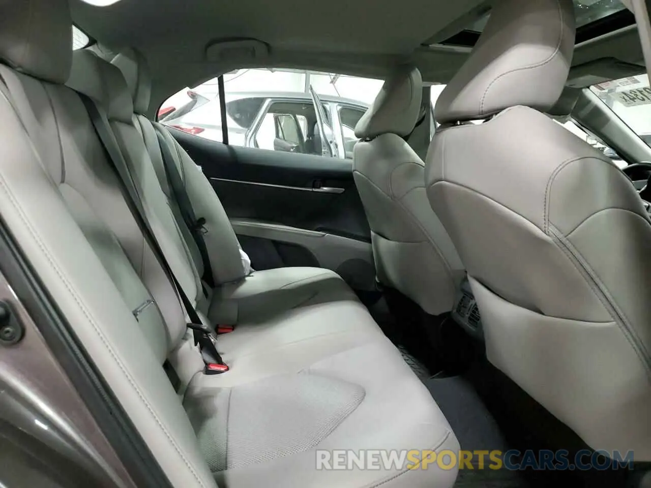 10 fotografías del automóvil dañado 4T1F31AK7RU072595 TOYOTA CAMRY 2024