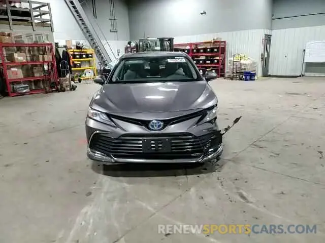 11 fotografías del automóvil dañado 4T1F31AK7RU072595 TOYOTA CAMRY 2024