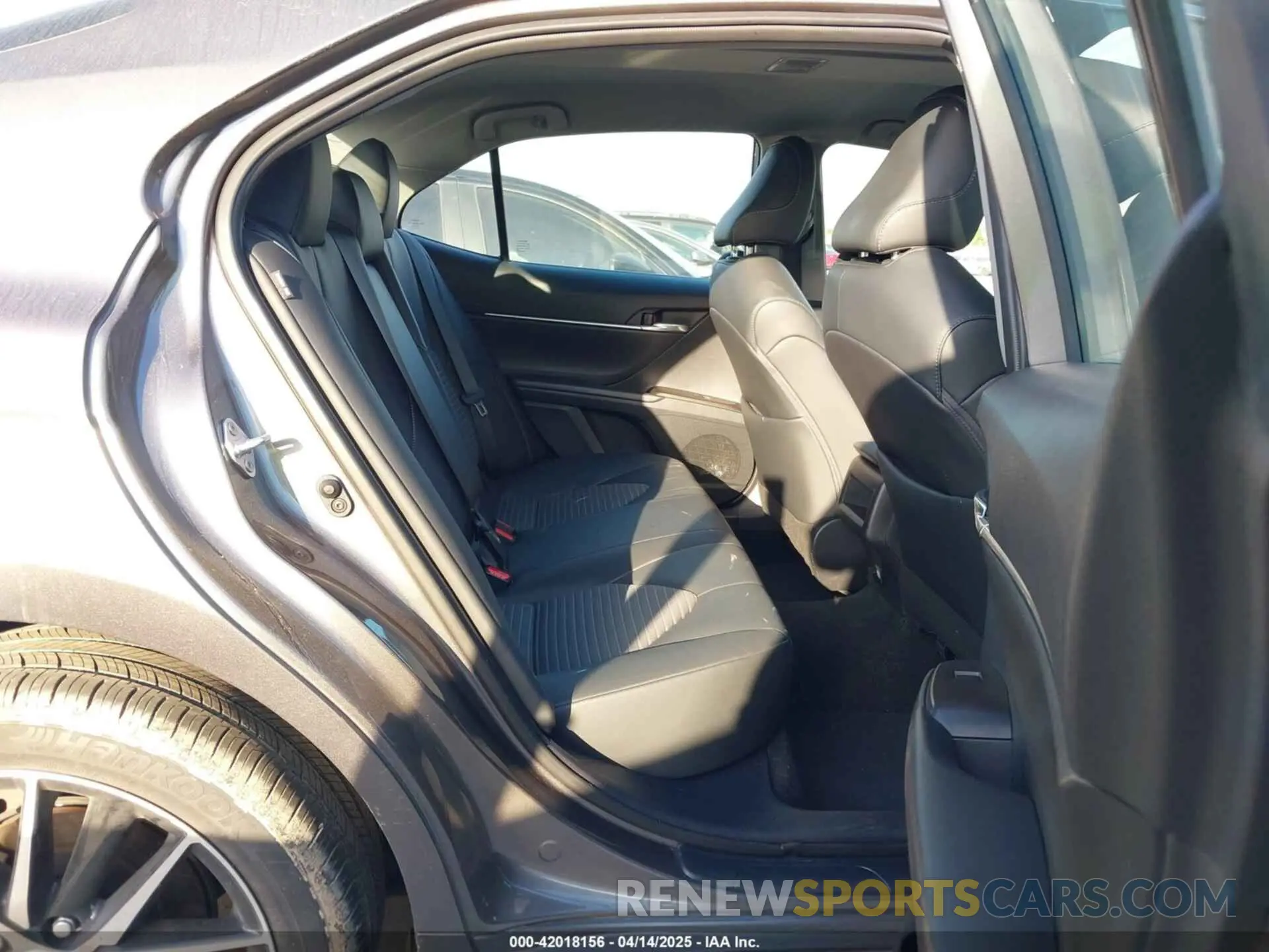 8 fotografías del automóvil dañado 4T1G11AK0RU235047 TOYOTA CAMRY 2024
