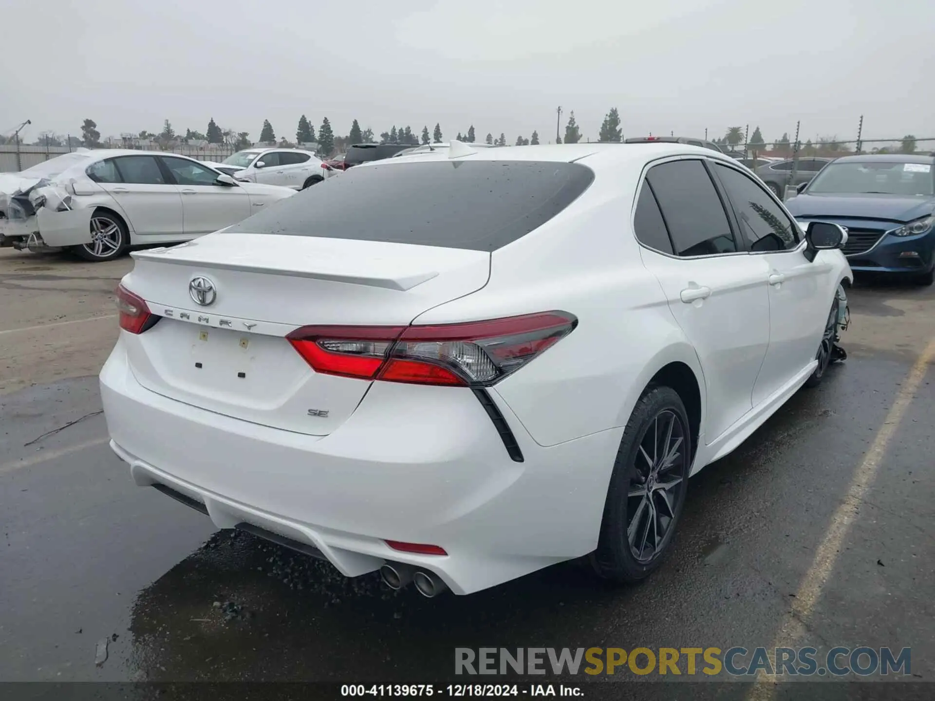 4 fotografías del automóvil dañado 4T1G11AK0RU239261 TOYOTA CAMRY 2024