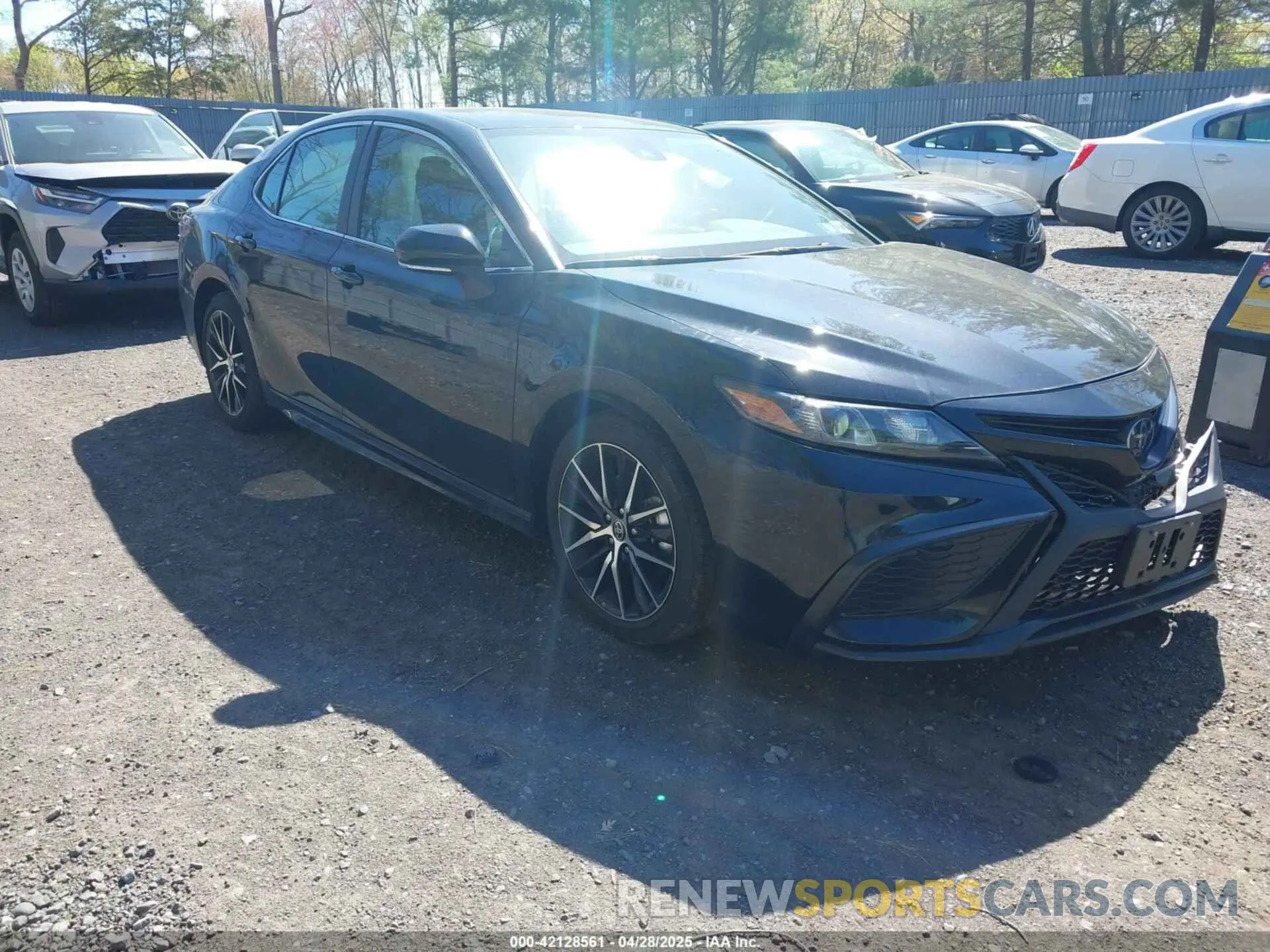1 fotografías del automóvil dañado 4T1G11AK0RU264399 TOYOTA CAMRY 2024