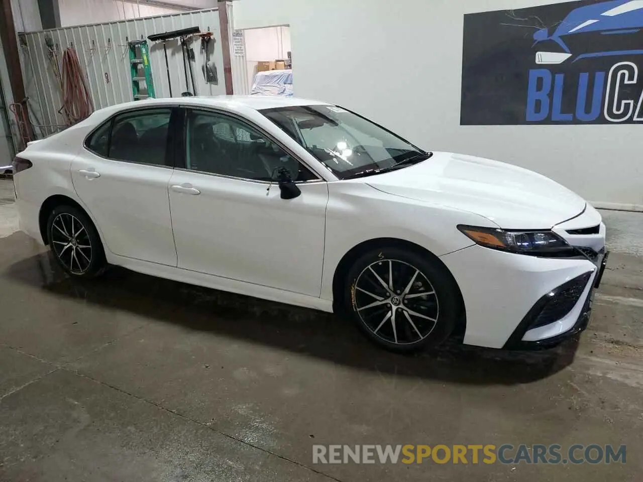 4 fotografías del automóvil dañado 4T1G11AK0RU844963 TOYOTA CAMRY 2024
