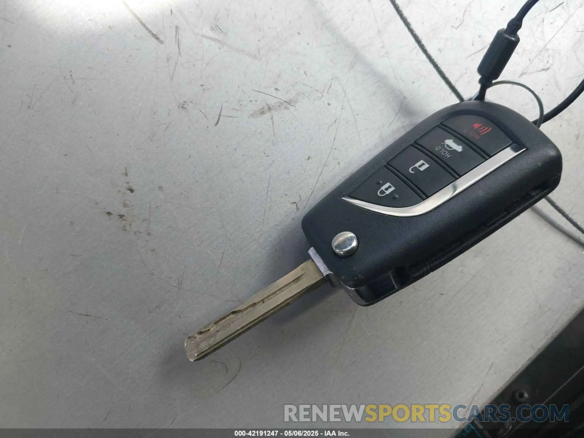 11 fotografías del automóvil dañado 4T1G11AK0RU851802 TOYOTA CAMRY 2024