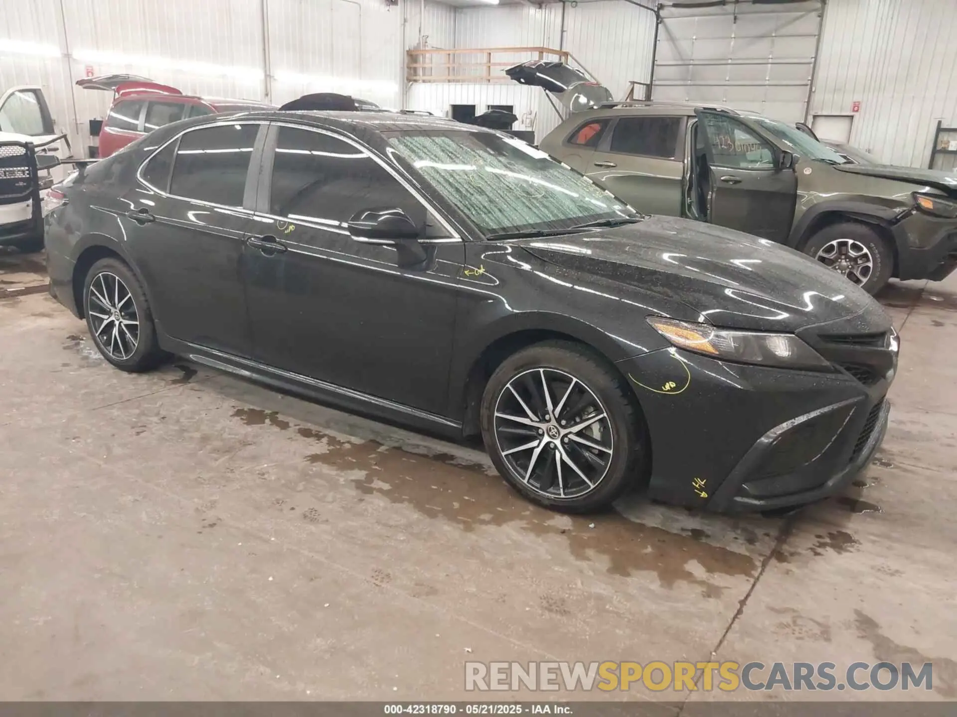 1 fotografías del automóvil dañado 4T1G11AK0RU852478 TOYOTA CAMRY 2024