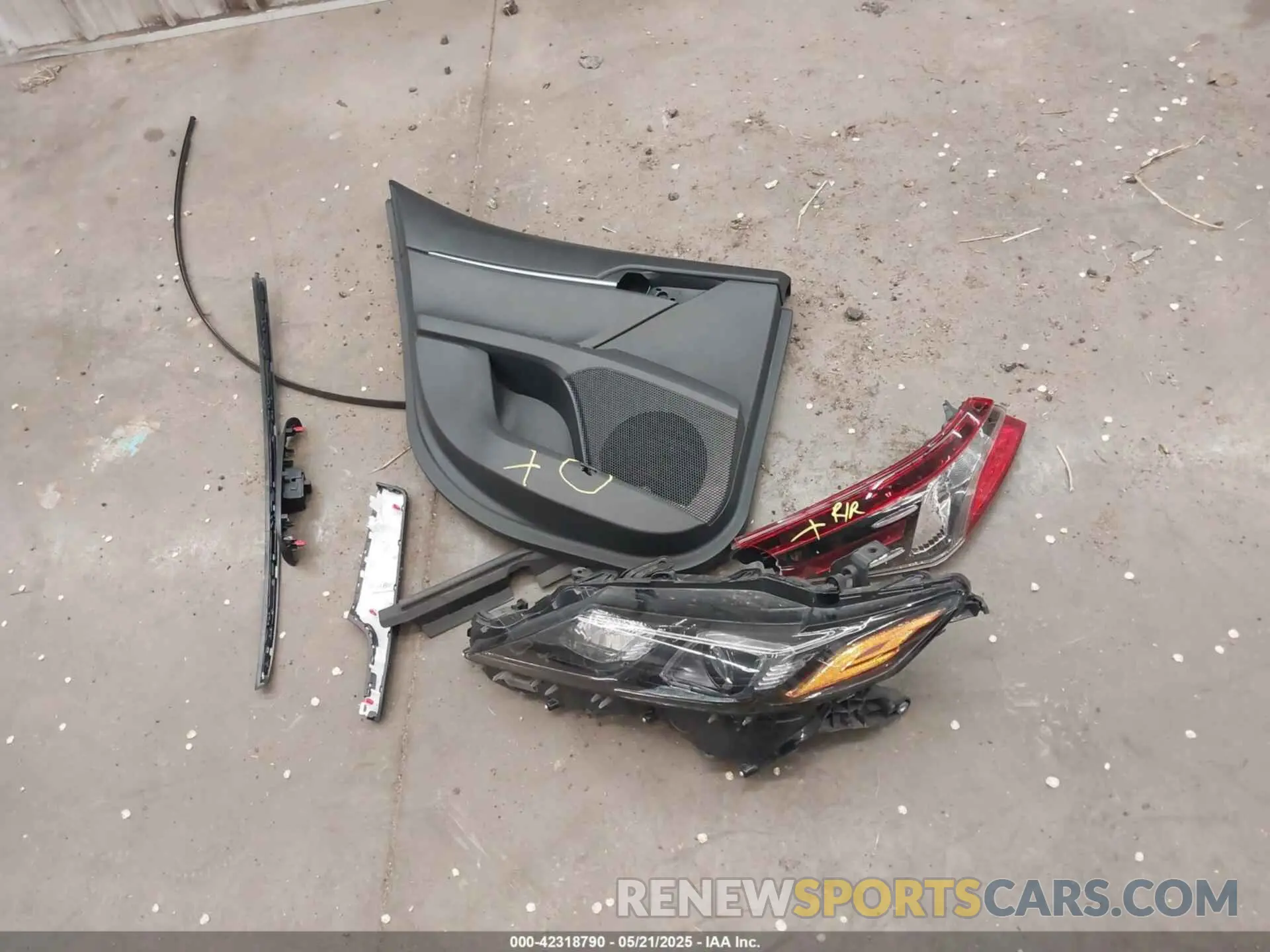 12 fotografías del automóvil dañado 4T1G11AK0RU852478 TOYOTA CAMRY 2024