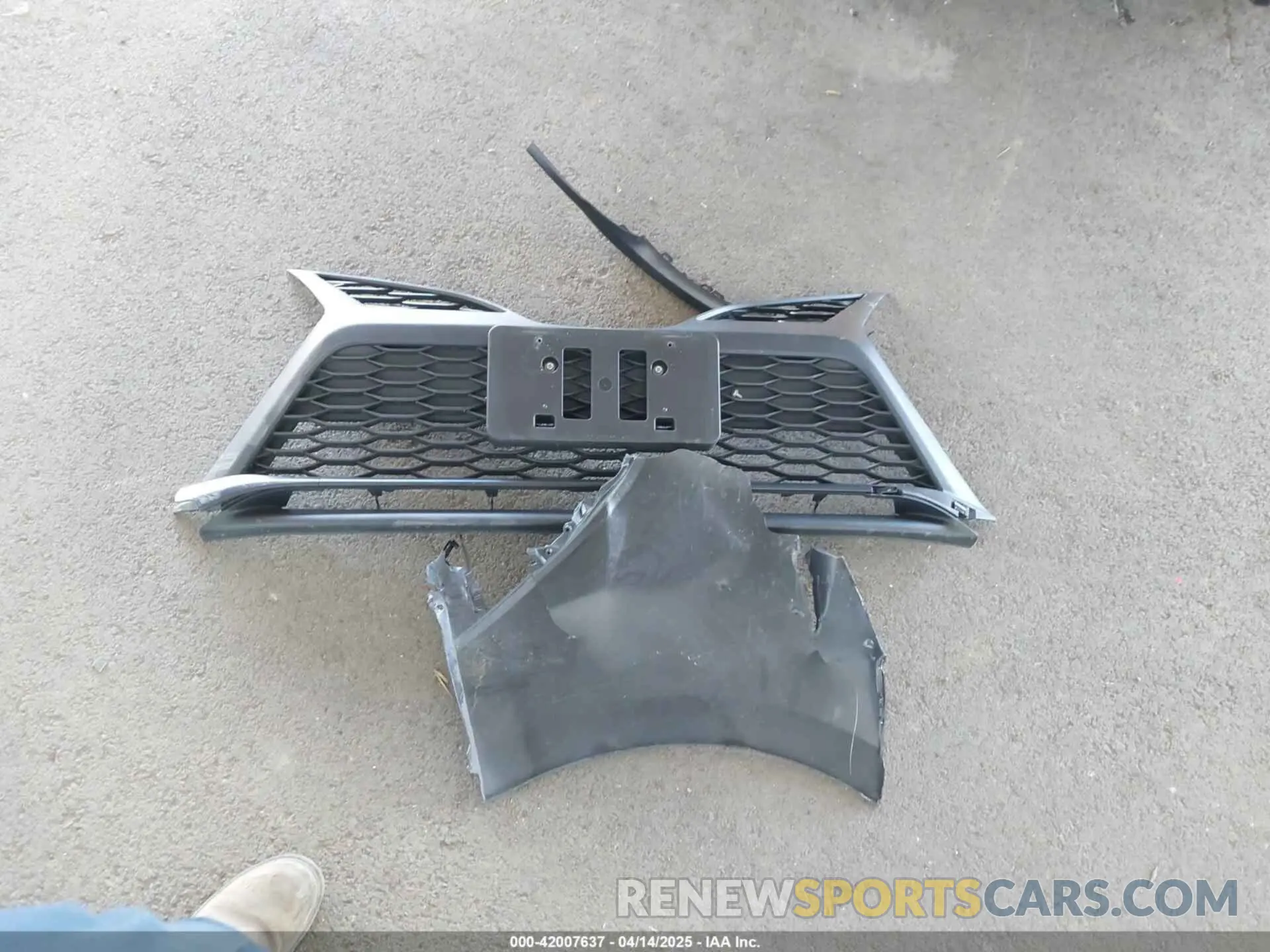 12 fotografías del automóvil dañado 4T1G11AK0RU855154 TOYOTA CAMRY 2024