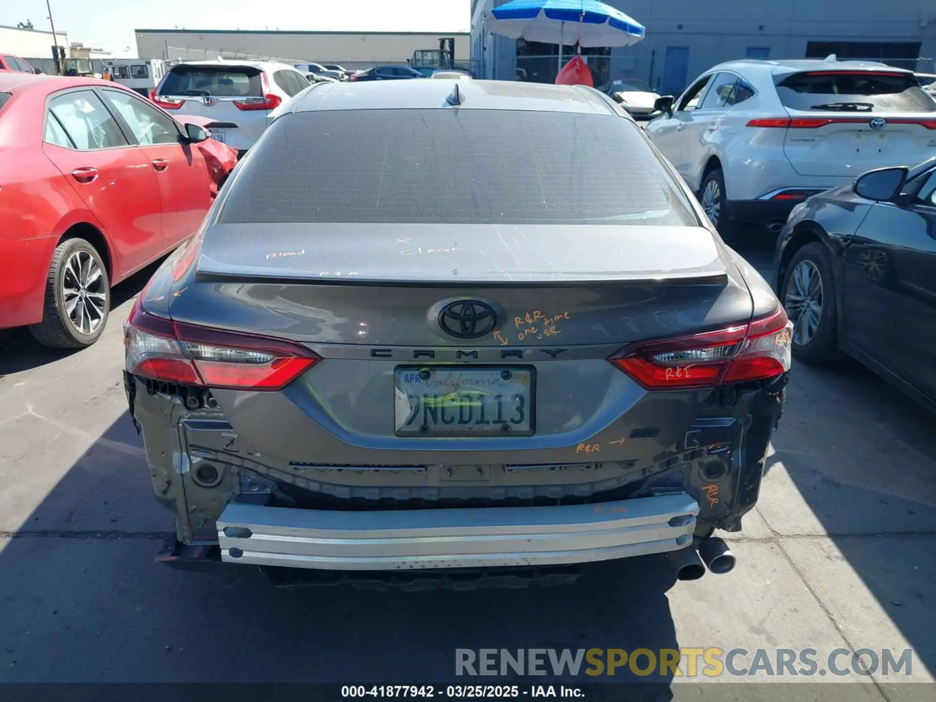 16 fotografías del automóvil dañado 4T1G11AK0RU917443 TOYOTA CAMRY 2024