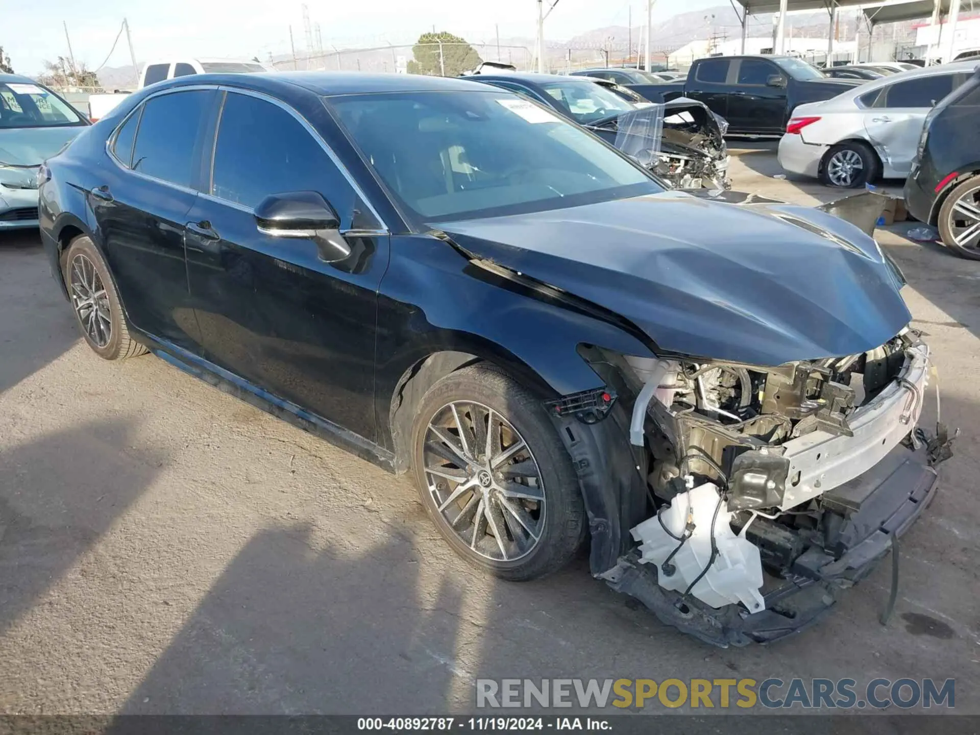 1 fotografías del automóvil dañado 4T1G11AK1RU189261 TOYOTA CAMRY 2024