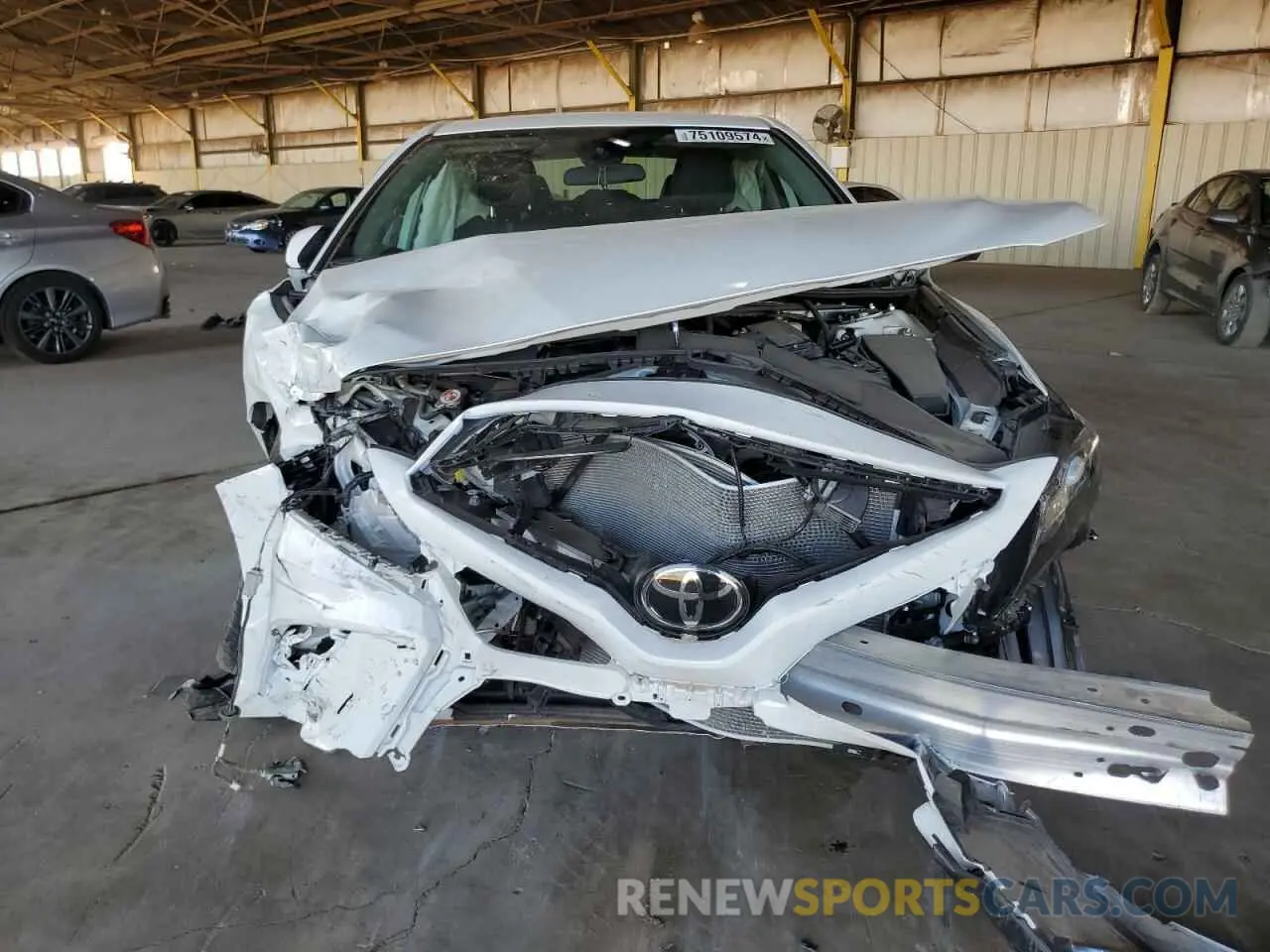 5 fotografías del automóvil dañado 4T1G11AK1RU191284 TOYOTA CAMRY 2024