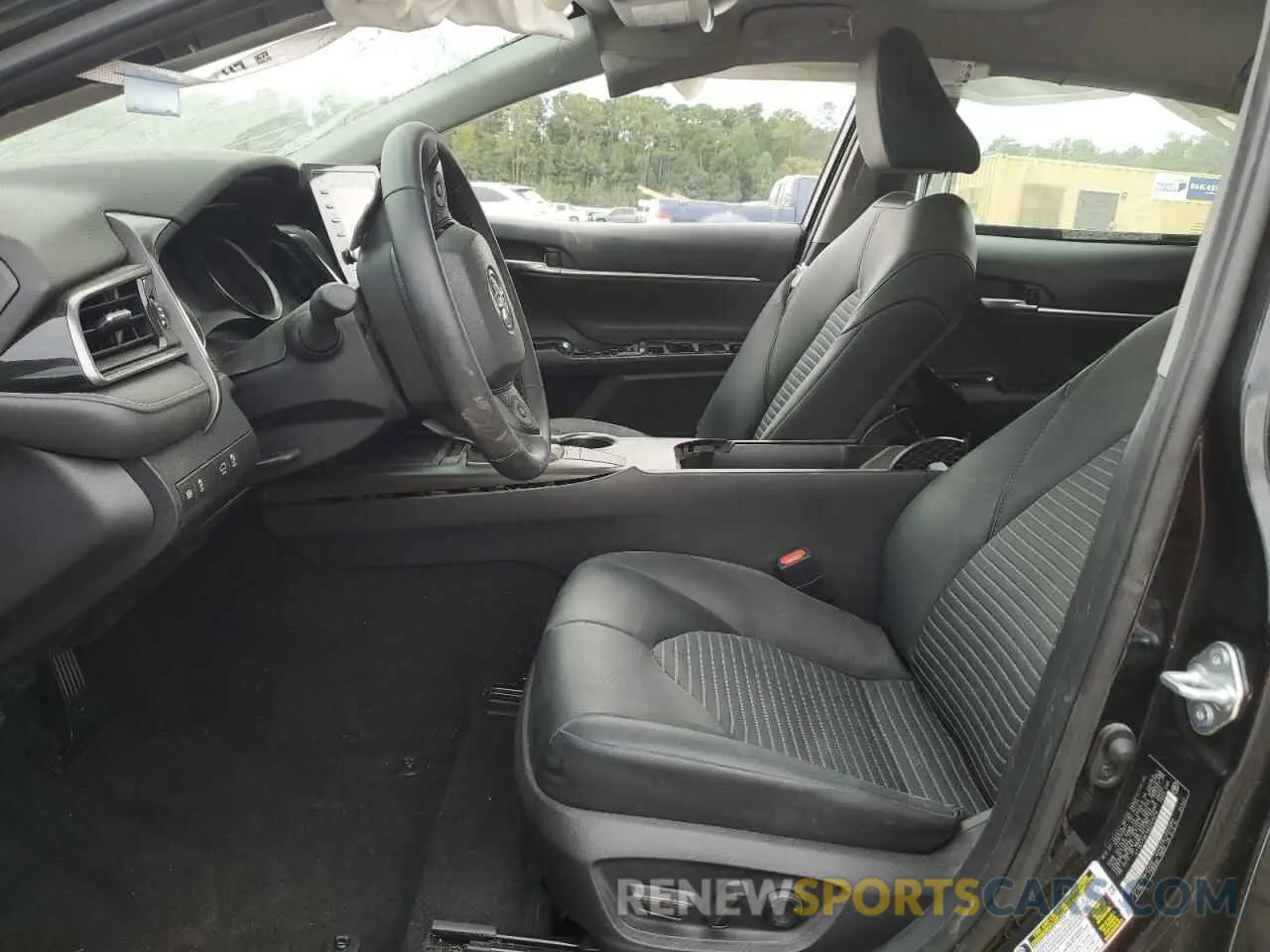 7 fotografías del automóvil dañado 4T1G11AK1RU247076 TOYOTA CAMRY 2024