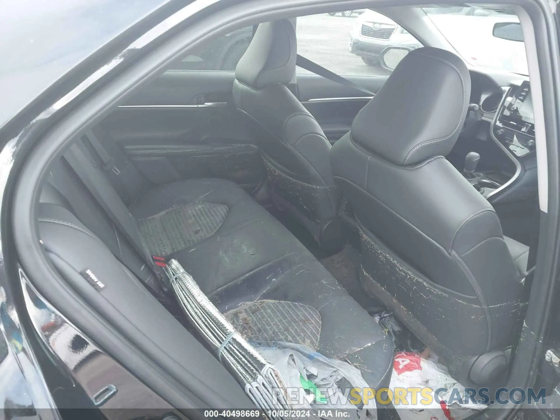 8 fotografías del automóvil dañado 4T1G11AK1RU258885 TOYOTA CAMRY 2024