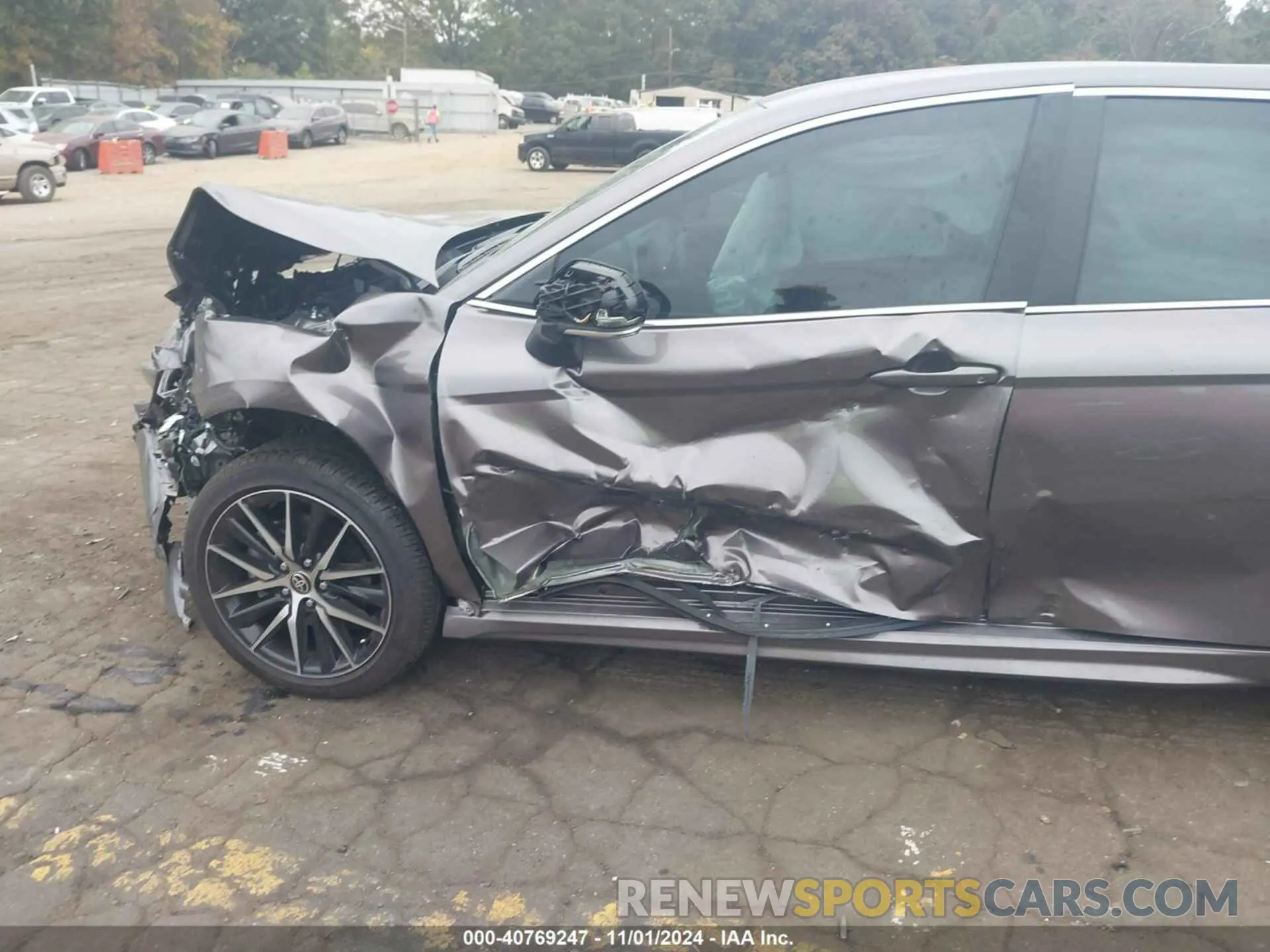 6 fotografías del automóvil dañado 4T1G11AK1RU263830 TOYOTA CAMRY 2024
