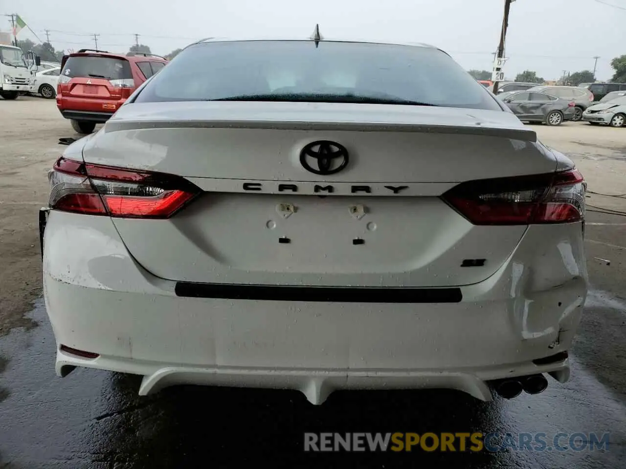 6 fotografías del automóvil dañado 4T1G11AK1RU887028 TOYOTA CAMRY 2024