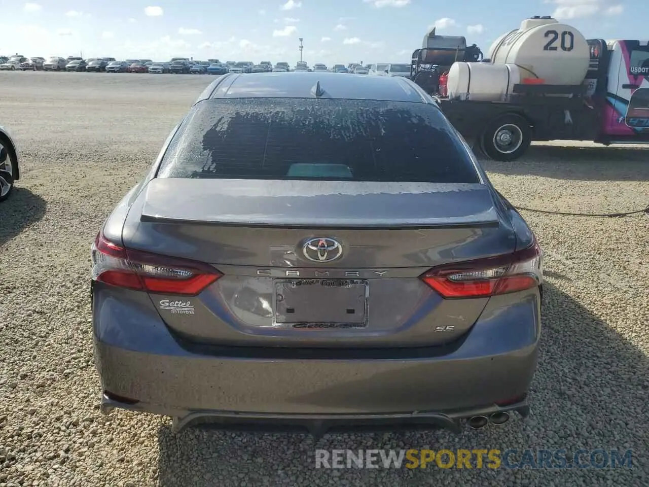 6 fotografías del automóvil dañado 4T1G11AK1RU889197 TOYOTA CAMRY 2024