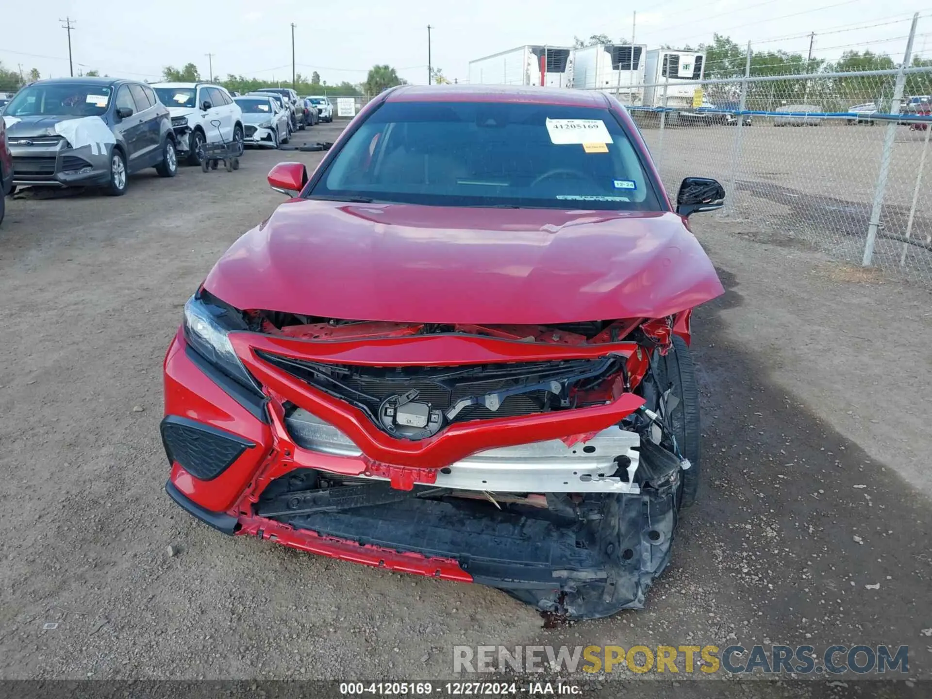 13 fotografías del automóvil dañado 4T1G11AK2RU201871 TOYOTA CAMRY 2024