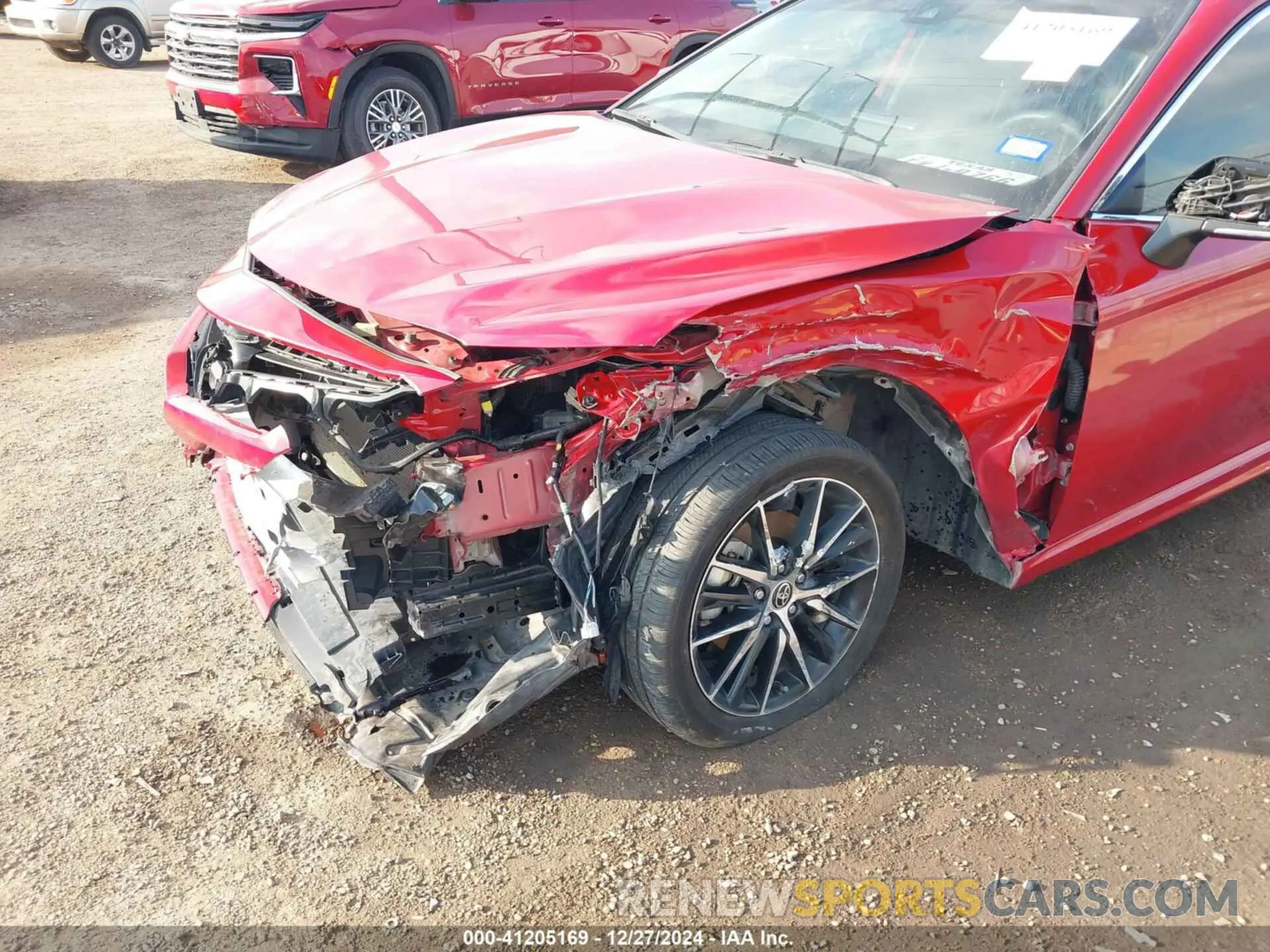 6 fotografías del automóvil dañado 4T1G11AK2RU201871 TOYOTA CAMRY 2024