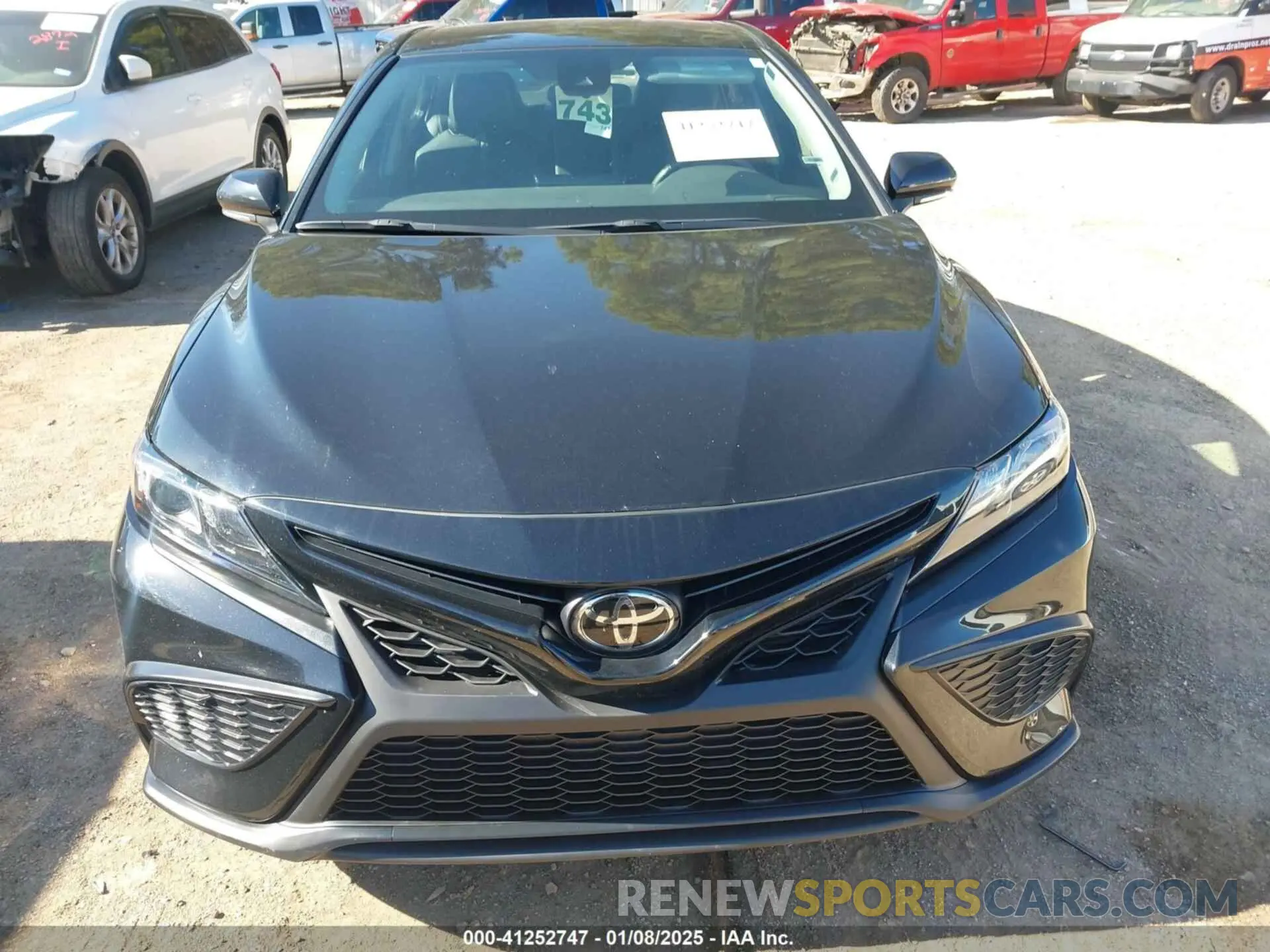 12 fotografías del automóvil dañado 4T1G11AK2RU215382 TOYOTA CAMRY 2024