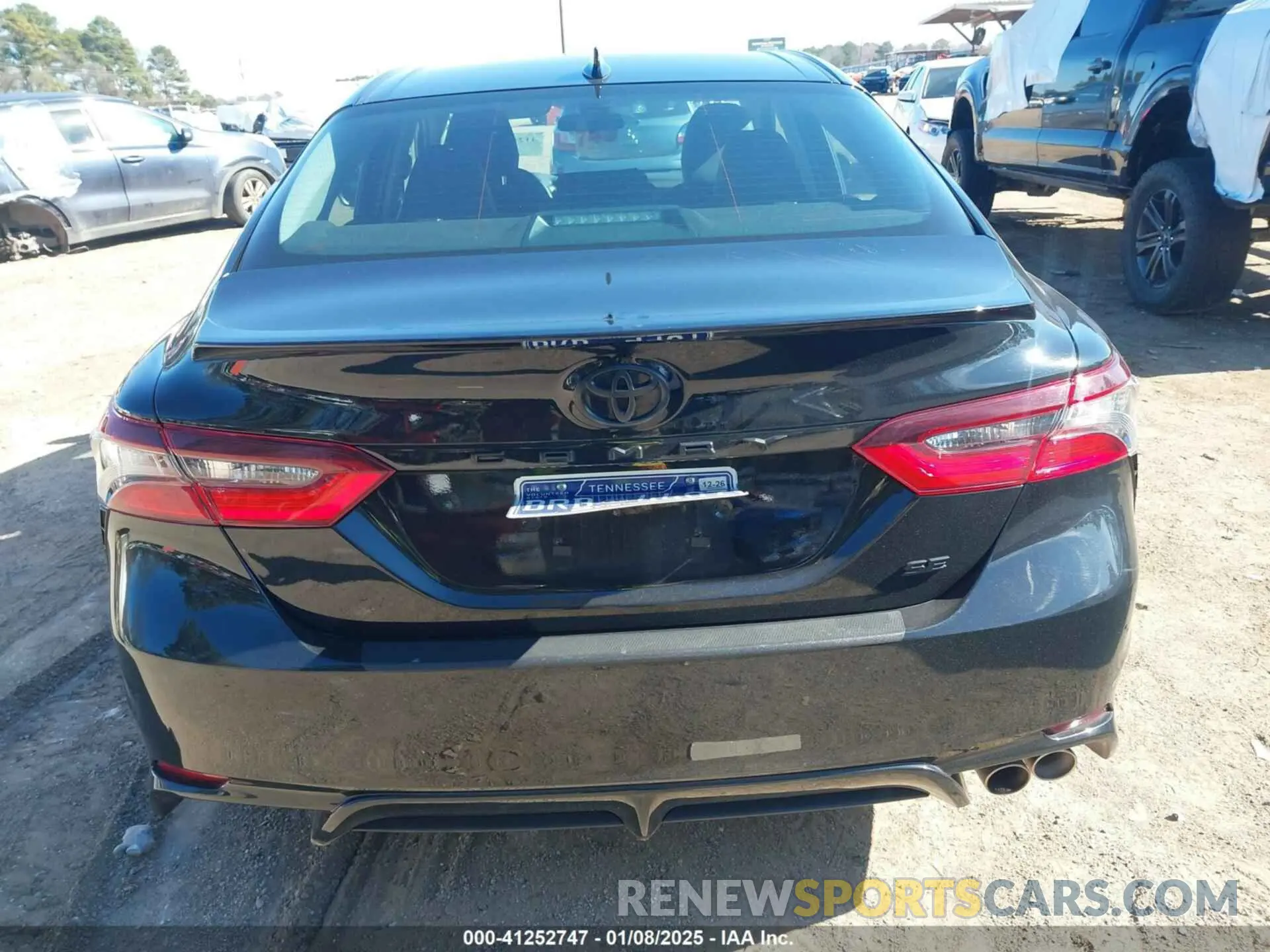 16 fotografías del automóvil dañado 4T1G11AK2RU215382 TOYOTA CAMRY 2024